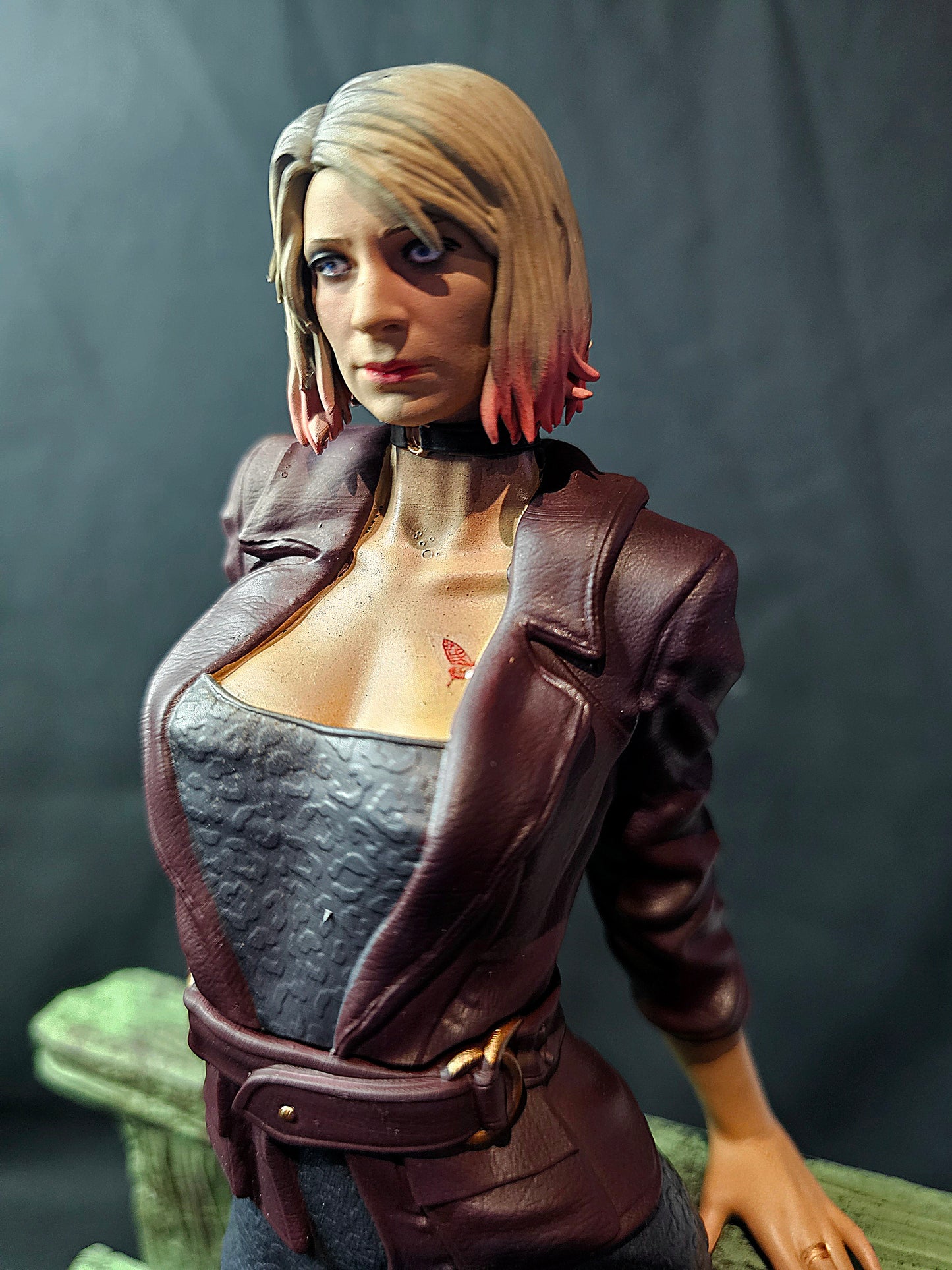 1/6 Silent Hill 2 Remake Maria Statue