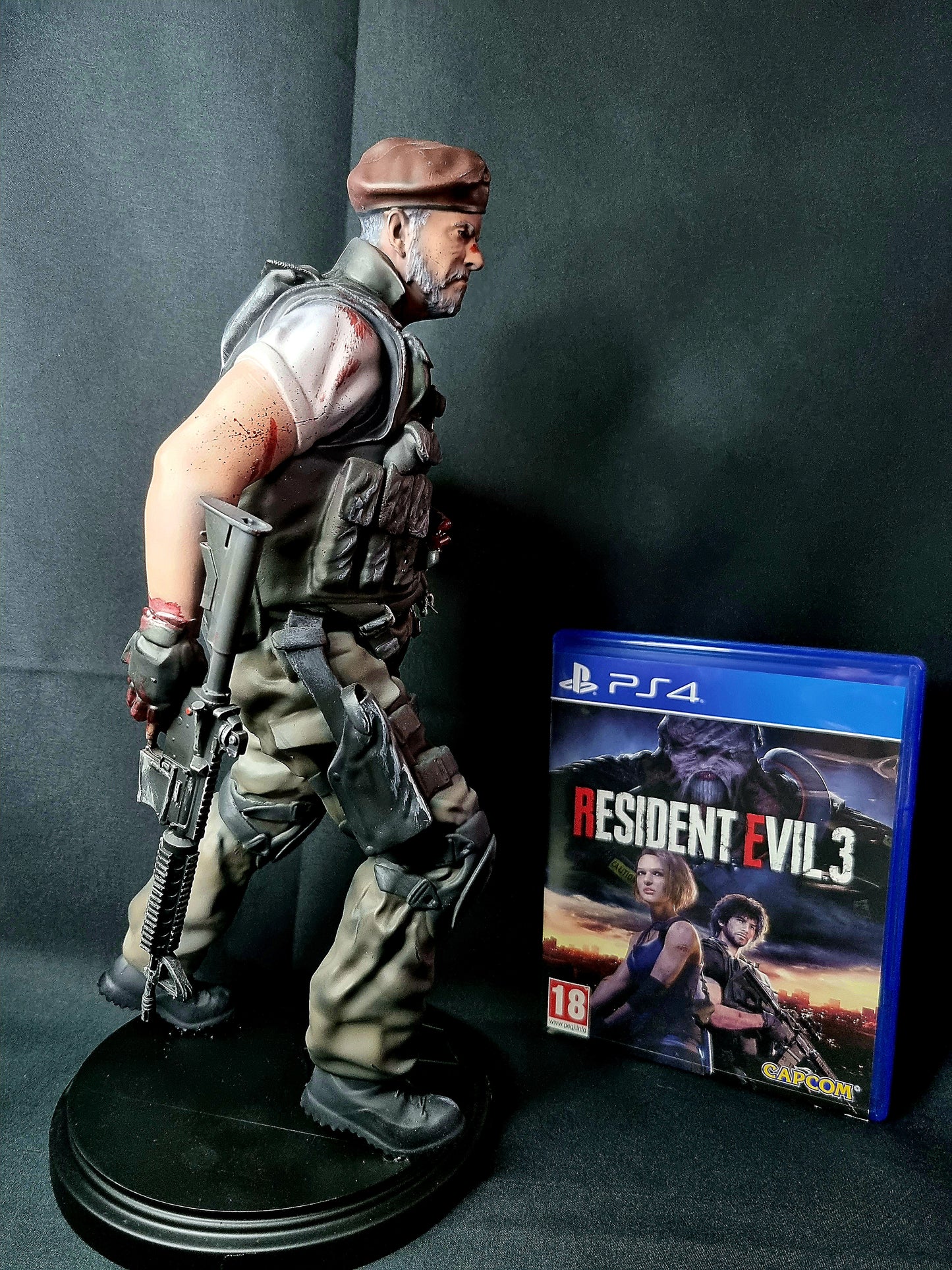 Mikhail Viktor Resident Evil 3 1/6 figure w/ base