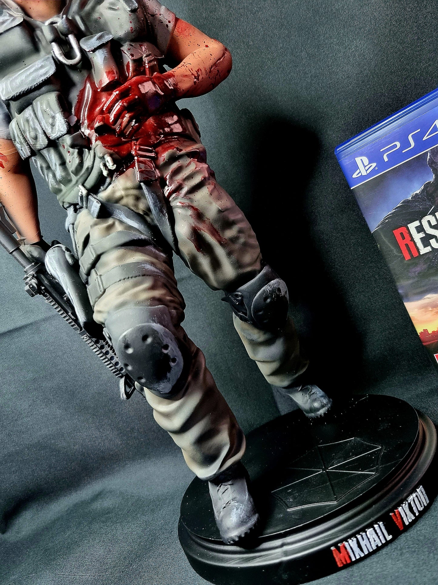 Mikhail Viktor Resident Evil 3 1/6 figure w/ base