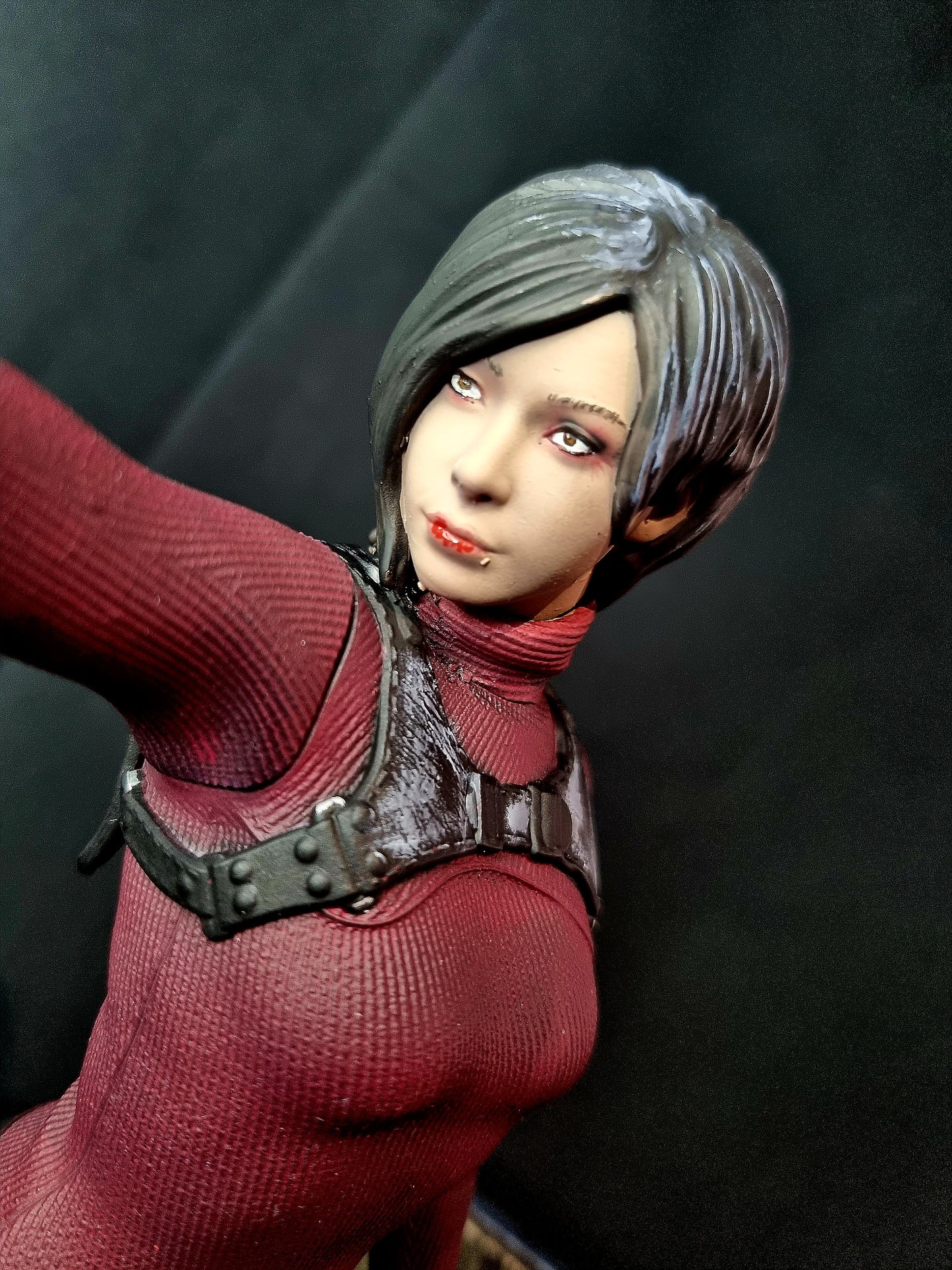Resident Evil 4 Remake Ada Wong 1/6 figure w/ base