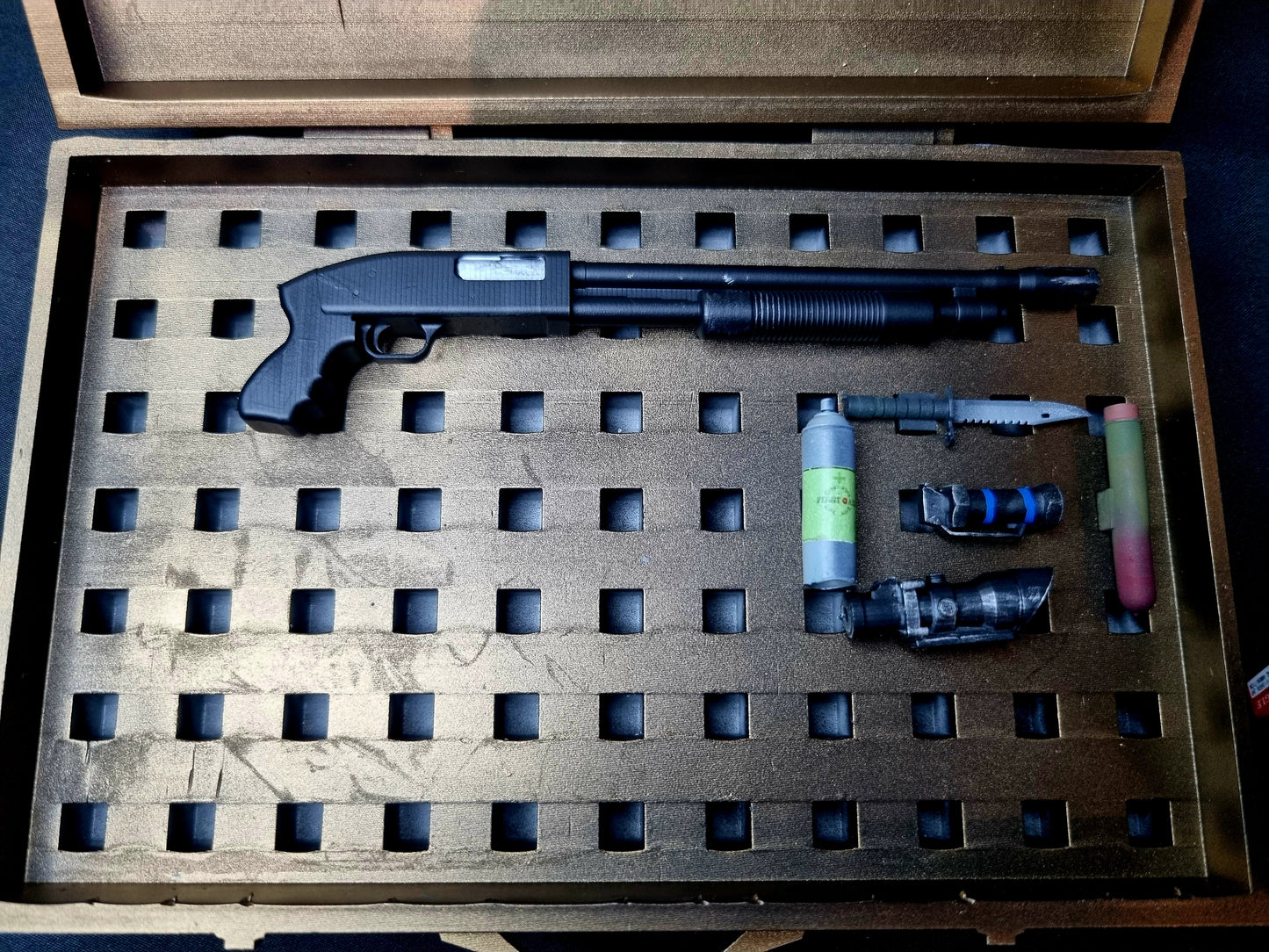 Resident Evil 4 Attaché Case and Accessories