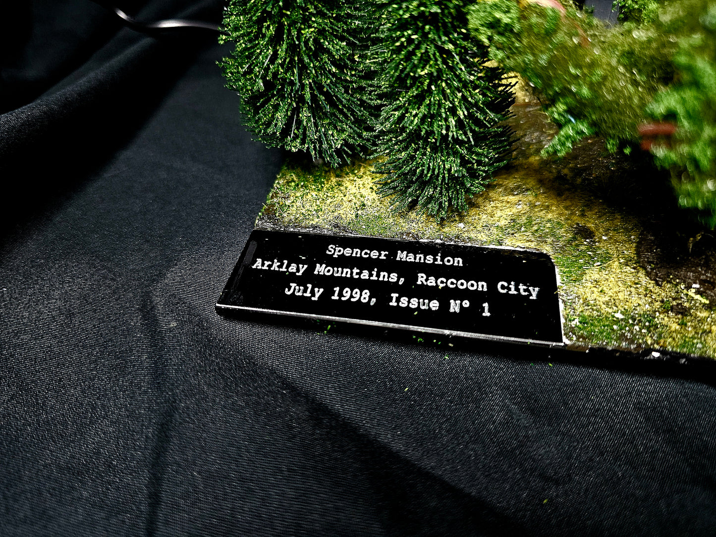 Resident Evil Spencer Mansion with lights limited numbers Worldwide