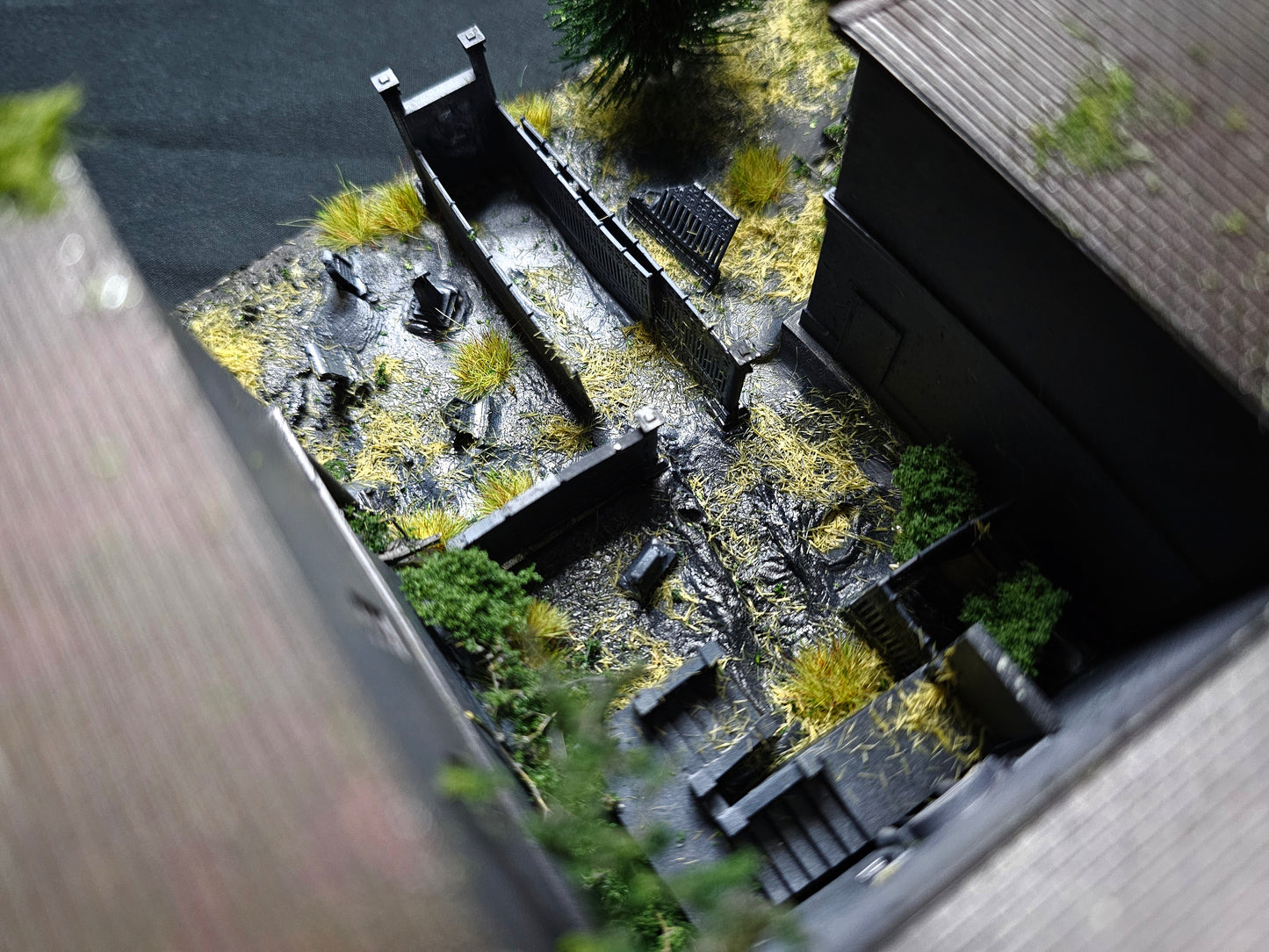 Resident Evil Spencer Mansion with lights limited numbers Worldwide