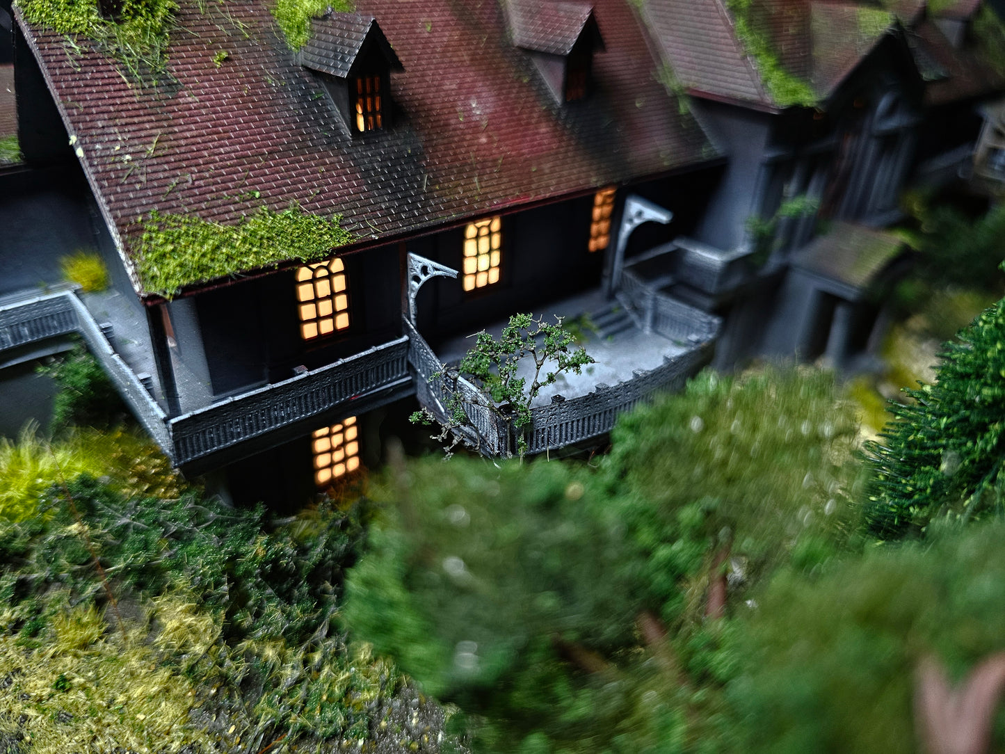 Resident Evil Spencer Mansion with lights limited numbers Worldwide