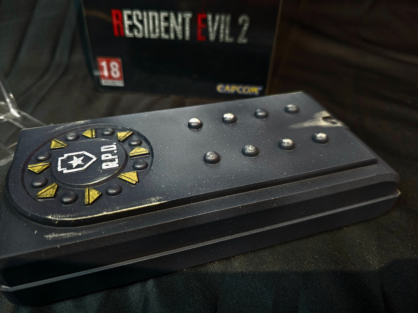 Resident Evil 2 Portable Safe 1:1 prop