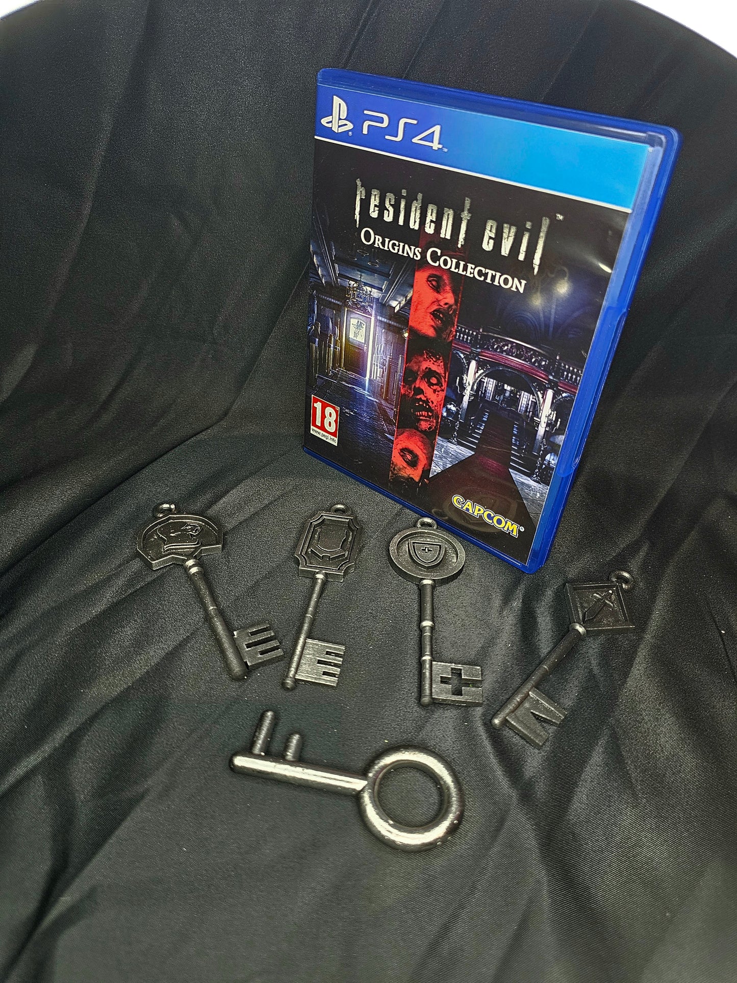Resident Evil Mansion Keys (2002) (set of 5) 1:1 Prop Replica