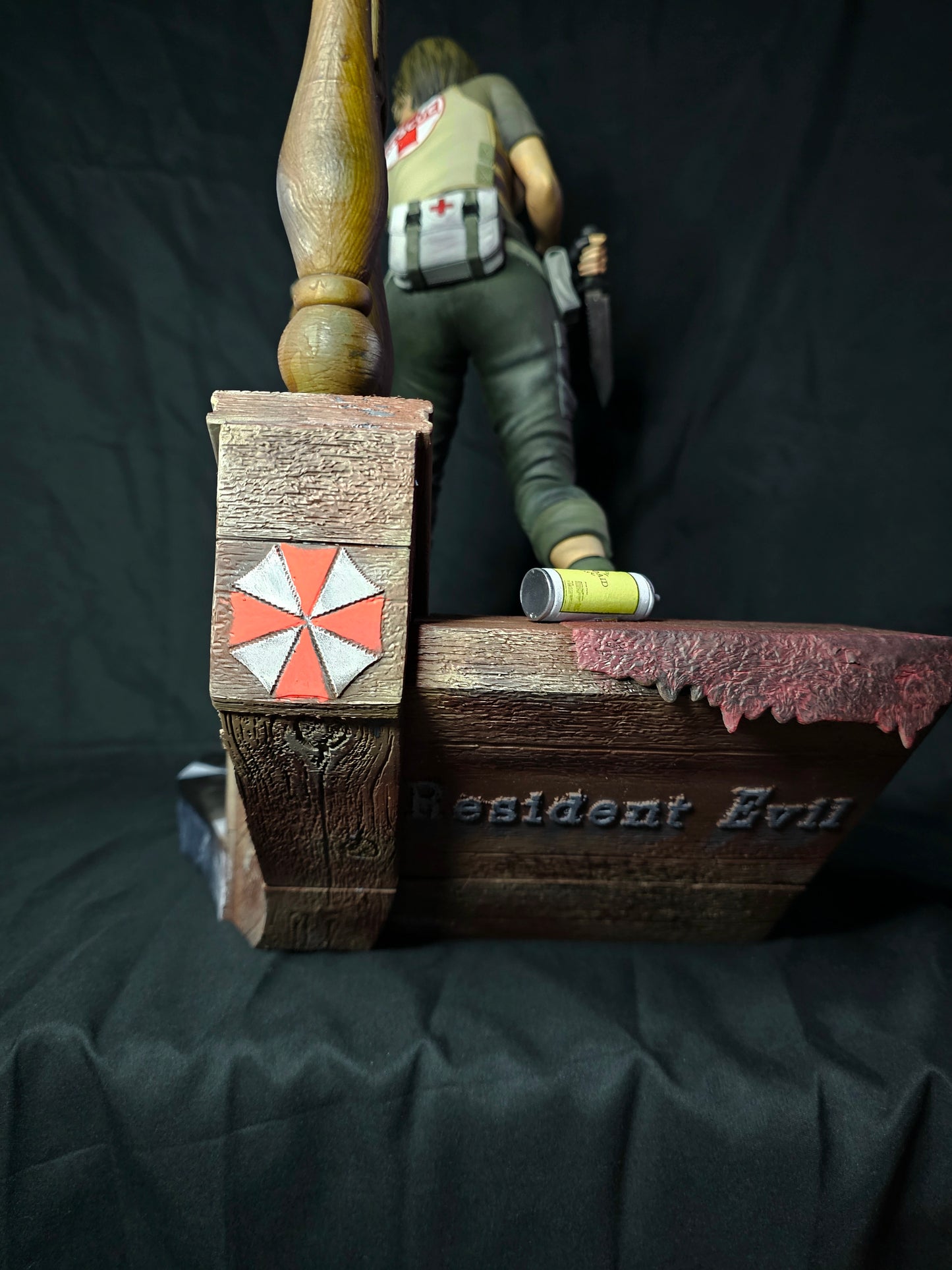HUGE 1/4 Resident Evil Rebecca Chambers Premium Statue