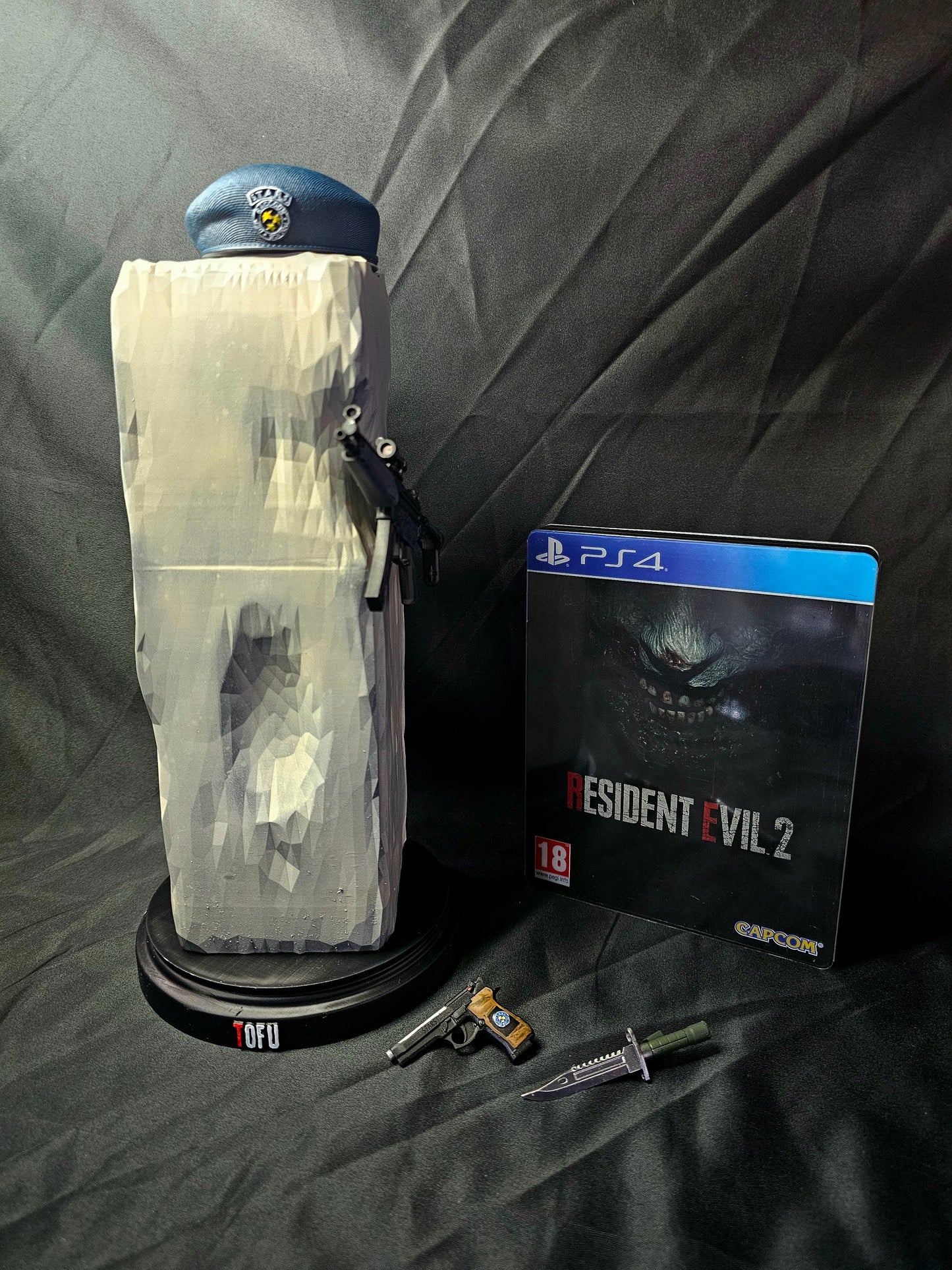 Large 12.5" Resident Evil 2 Tofu Statue V2 with accessories