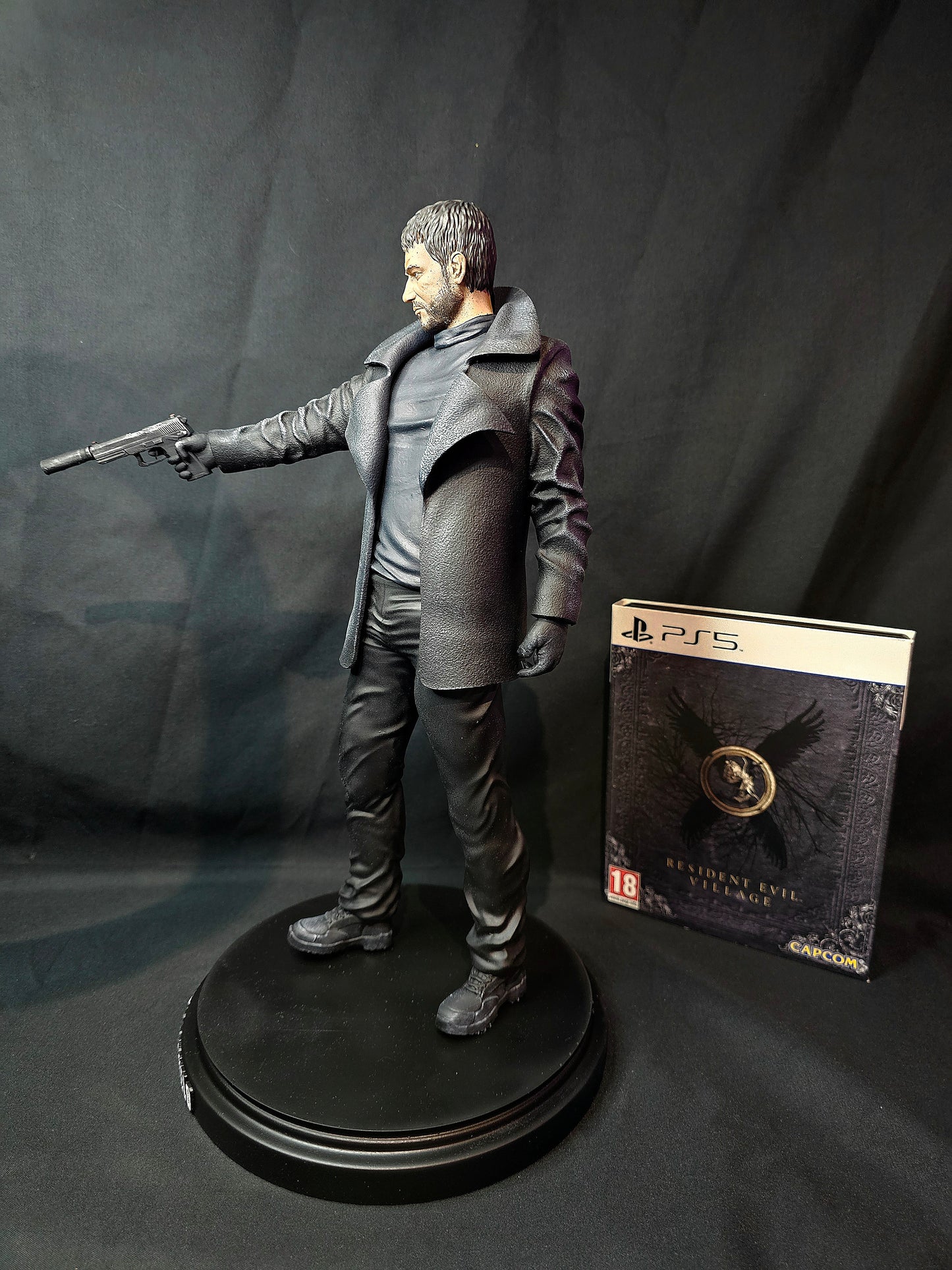 Resident Evil Village Chris Redfield 1/6 Statue