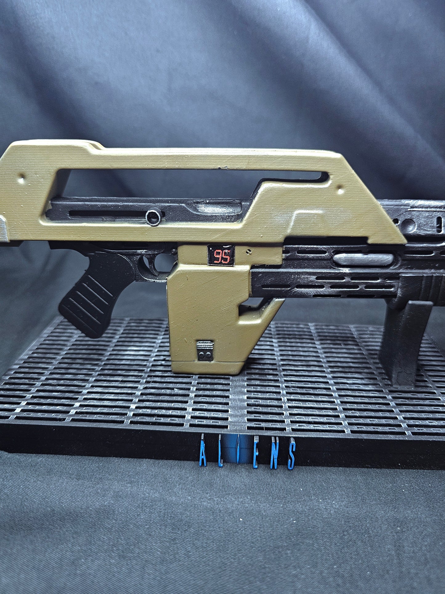 Aliens M41A Pulse Rifle miniature model 250mm