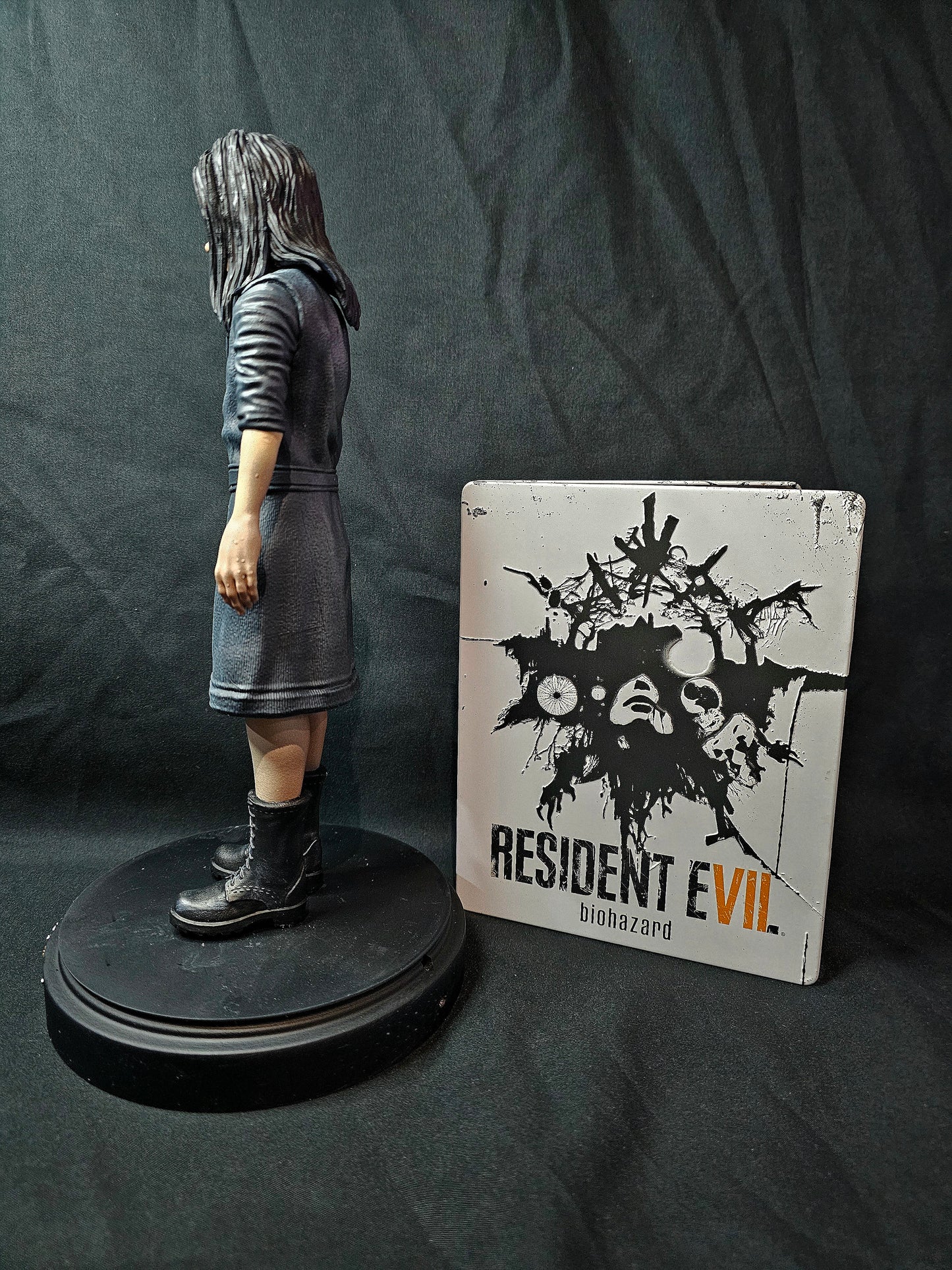 1/6 Resident Evil 7 Eveline Statue