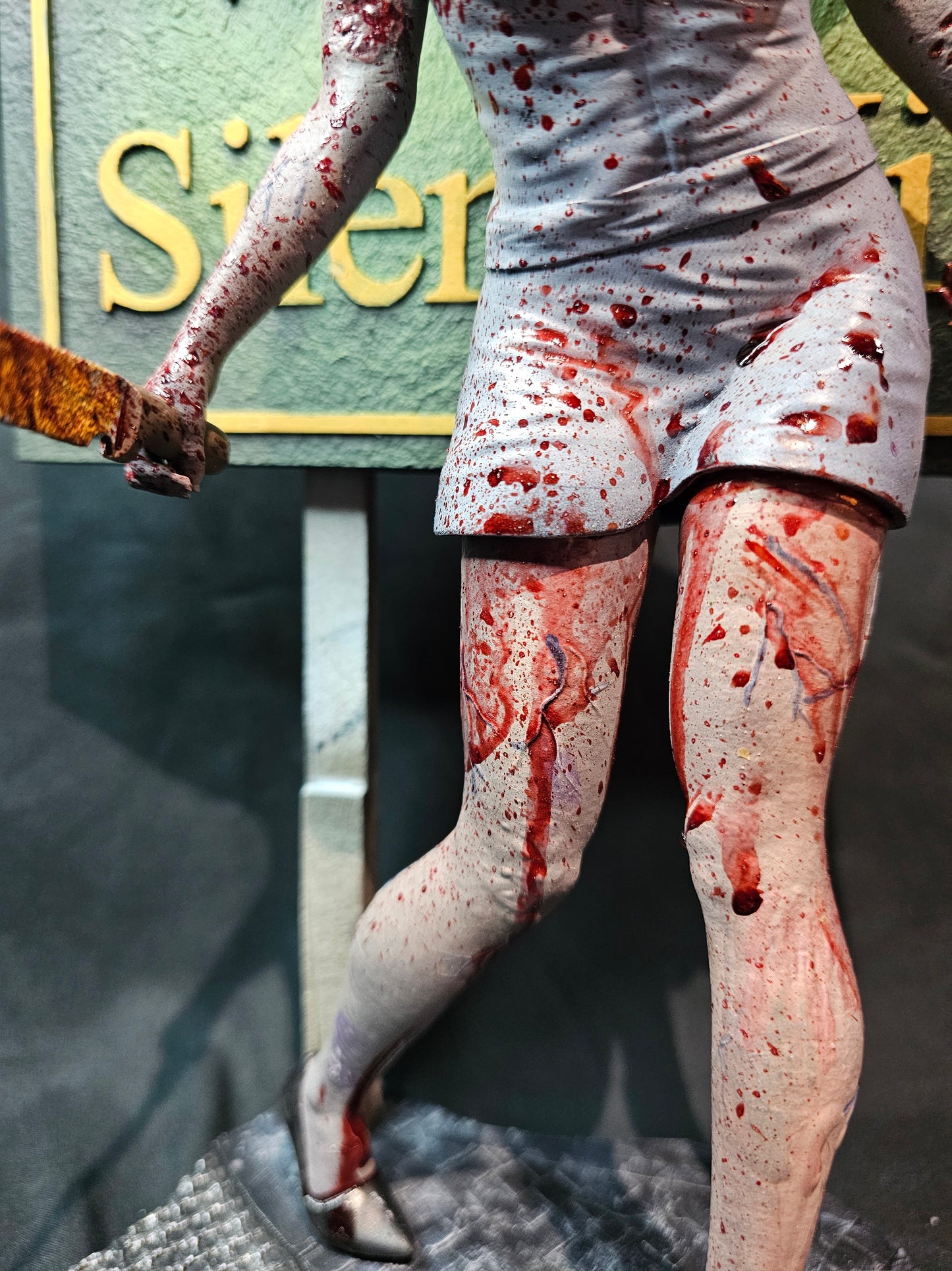 1/6 Silent Hill Nurse & Display Base