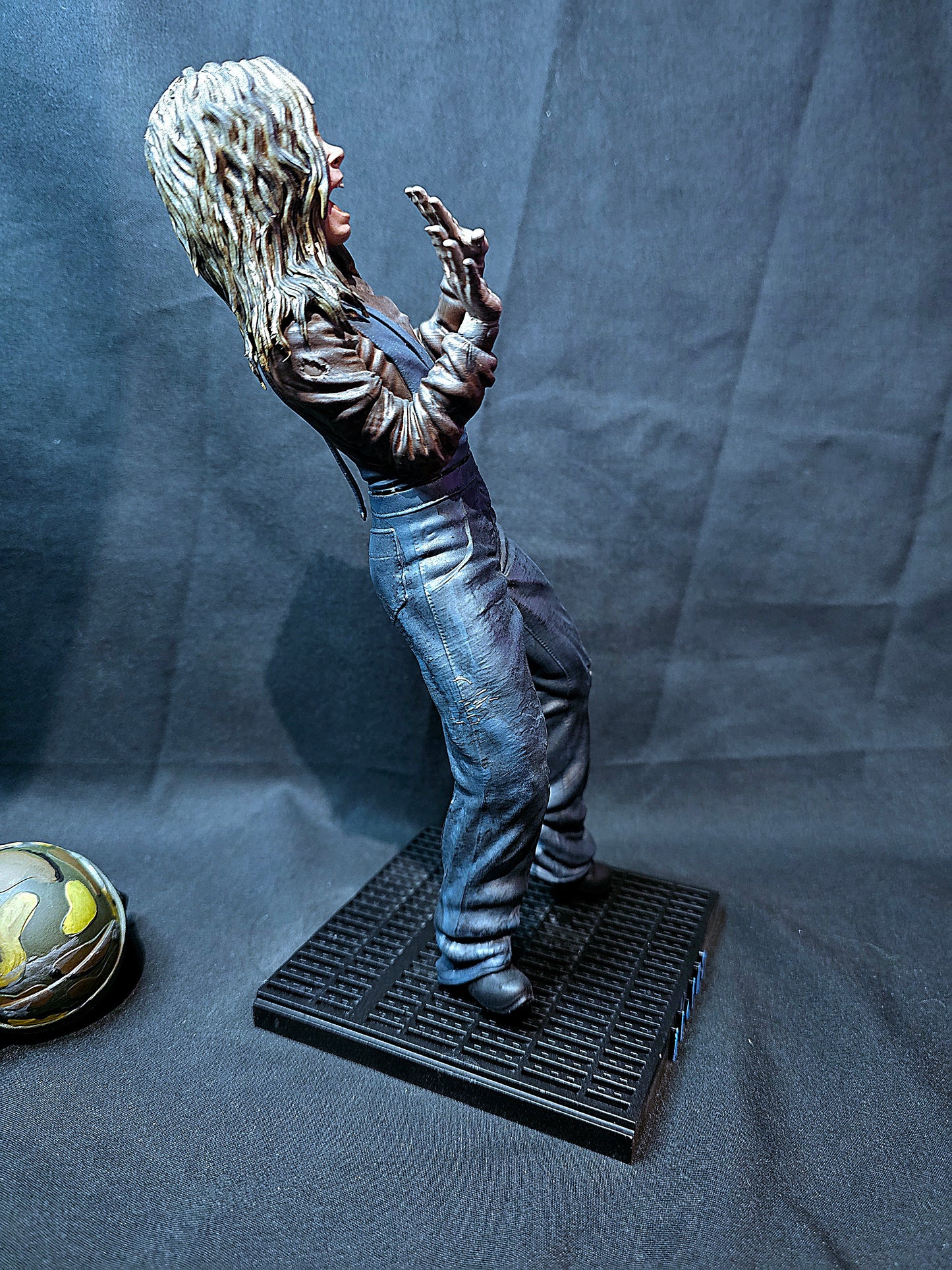 Aliens 1/6 Newt Statue