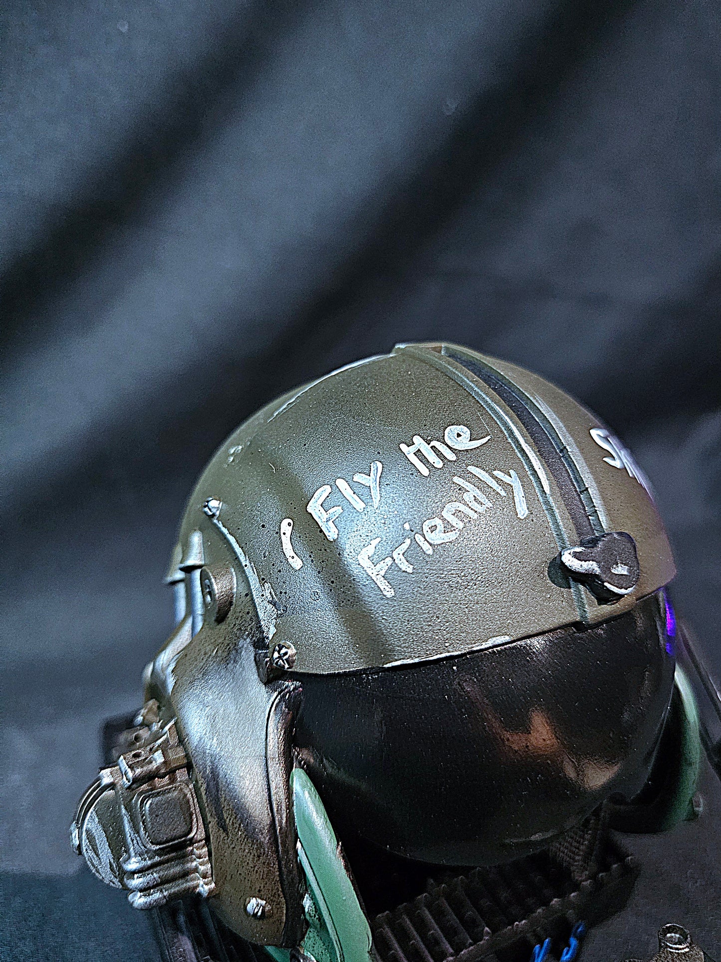 Aliens Cpl. Ferro 1/2 Scale helmet miniature