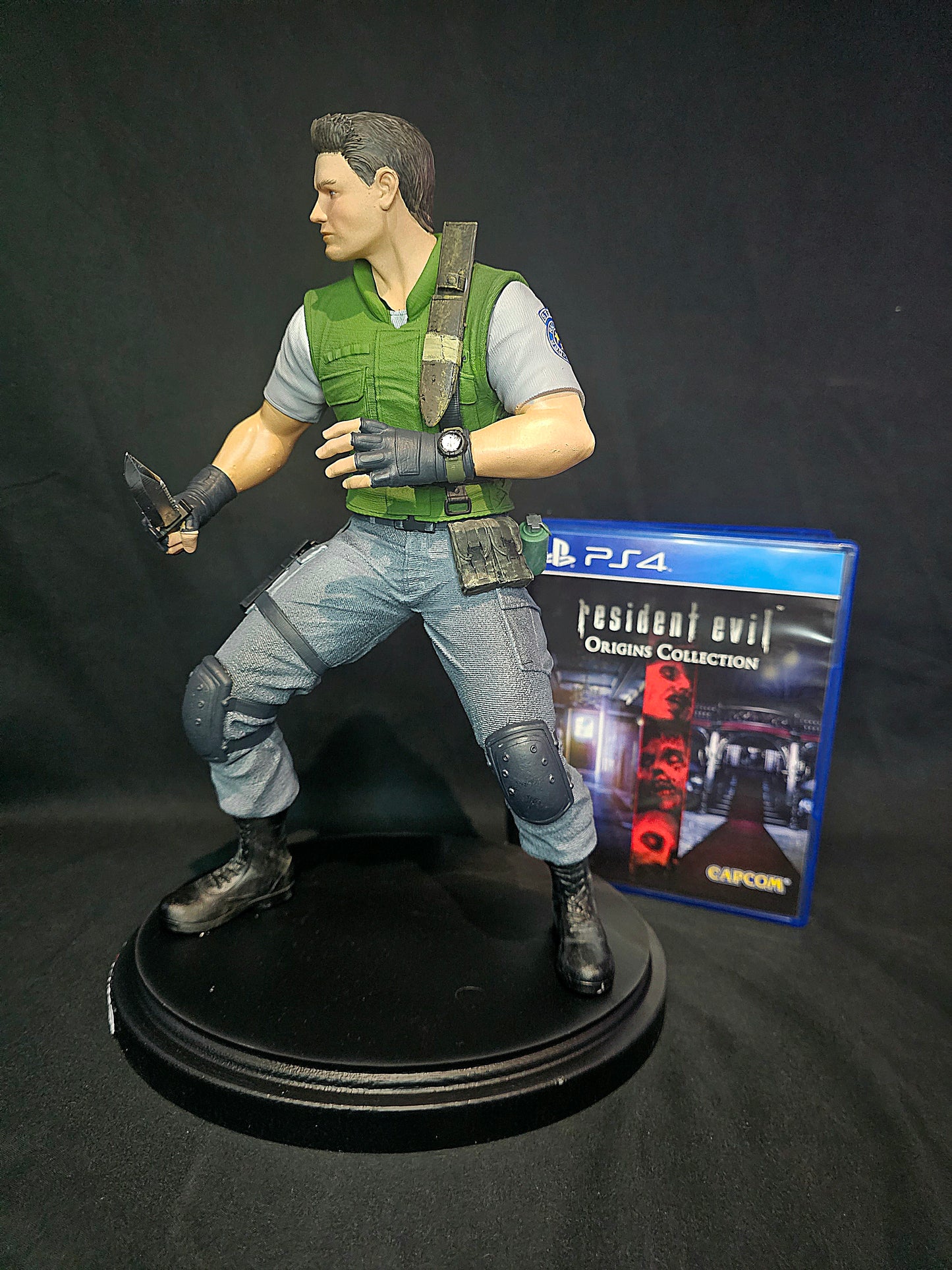 Resident Evil Chris Redfield STARS 1/6 Statue