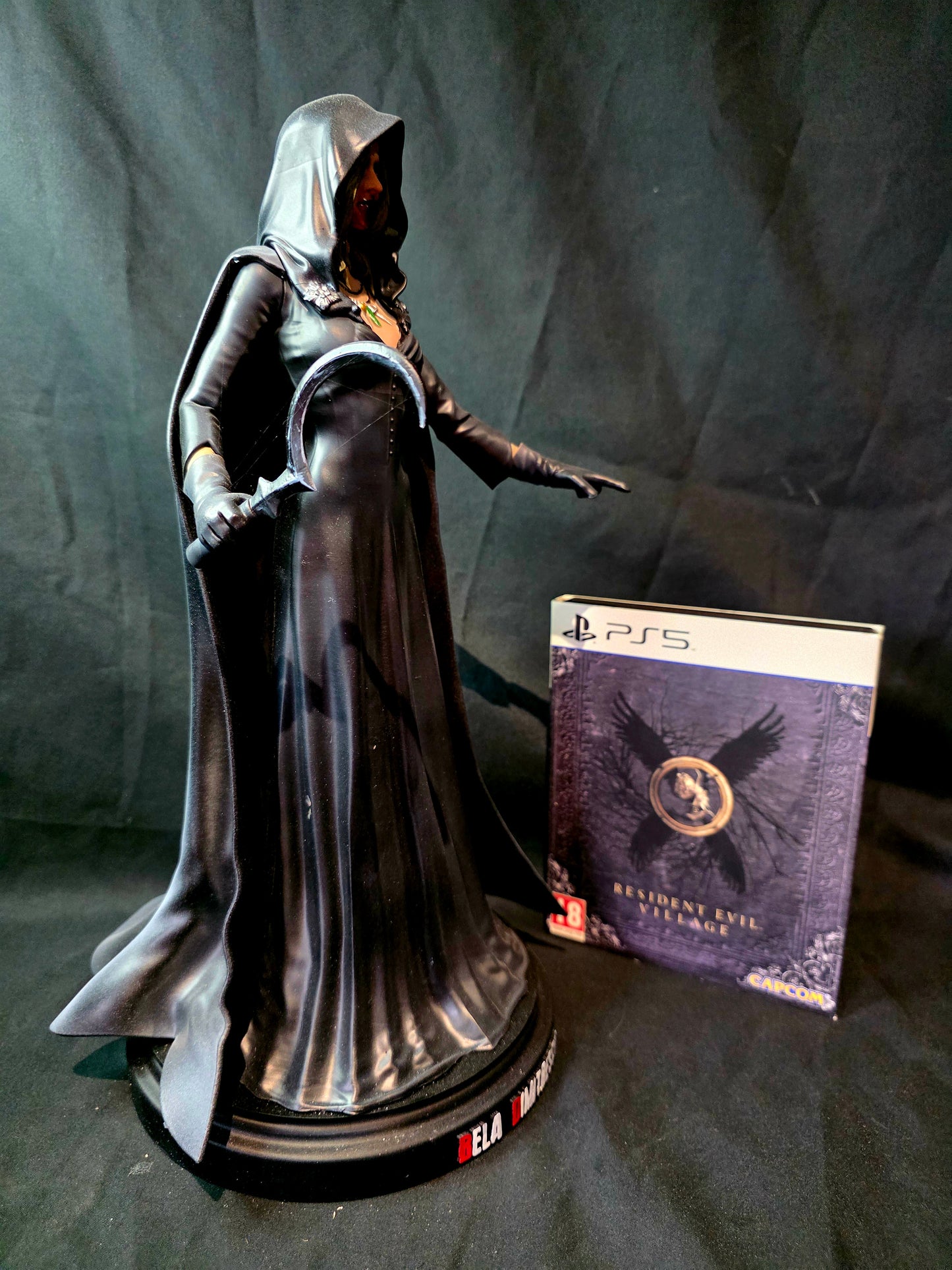 Resident Evil Village Bela Dimitrescu 1/6 Statue