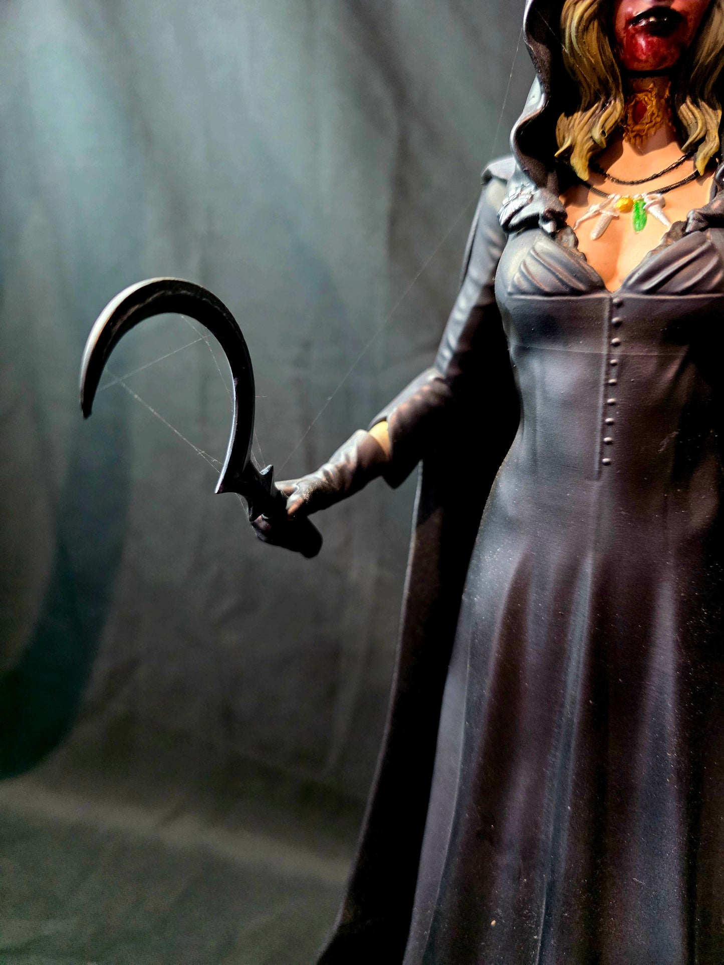 Resident Evil Village Bela Dimitrescu 1/6 Statue