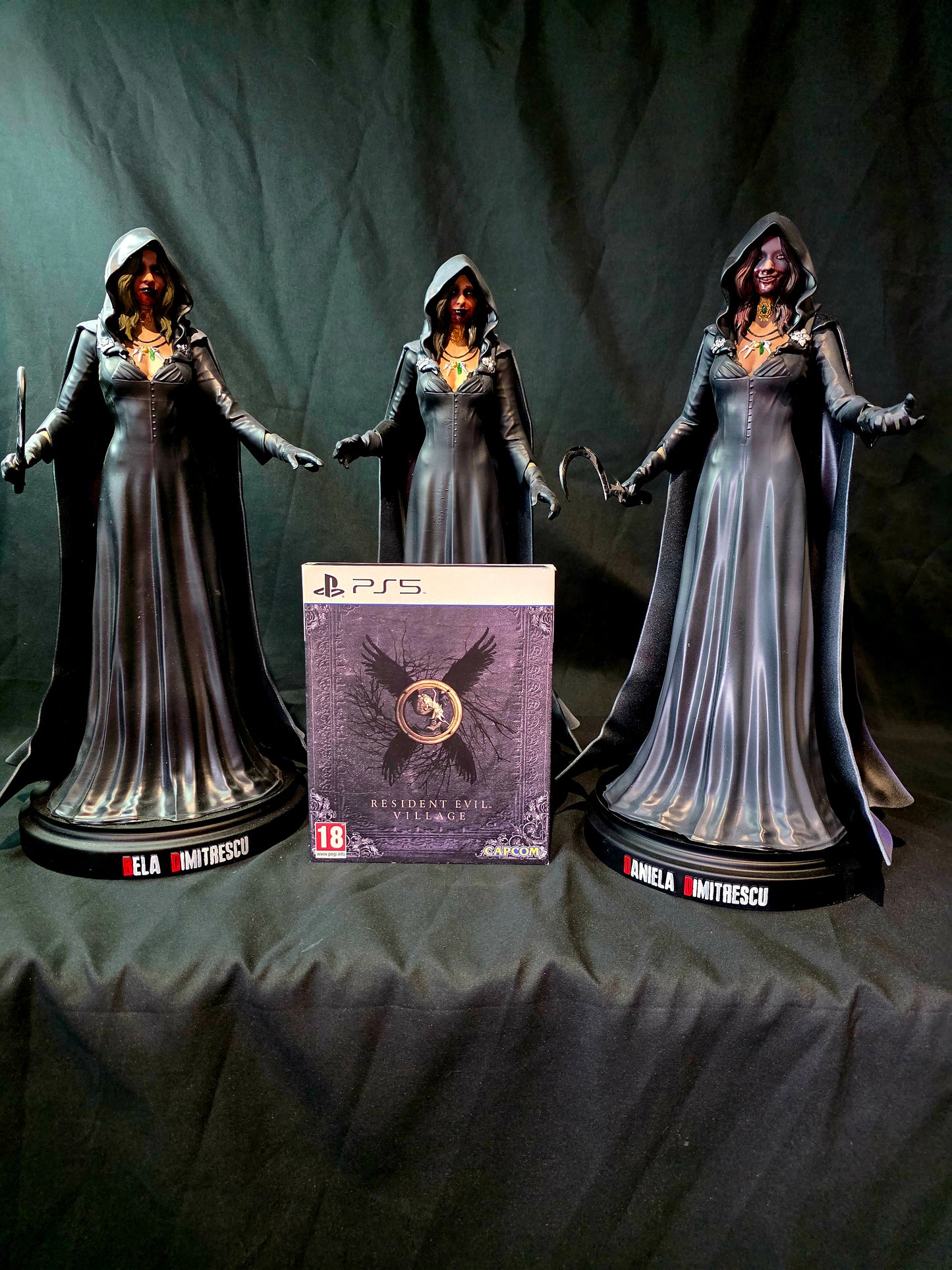Resident Evil Village Dimitrescu Sisters 1/6 Statues