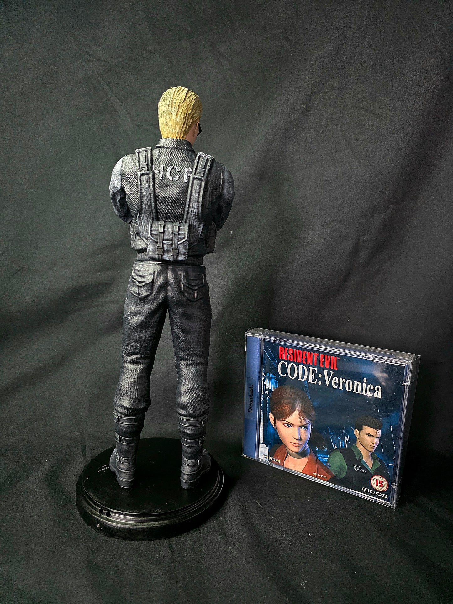 1/6 Albert Wesker Code Veronica statue