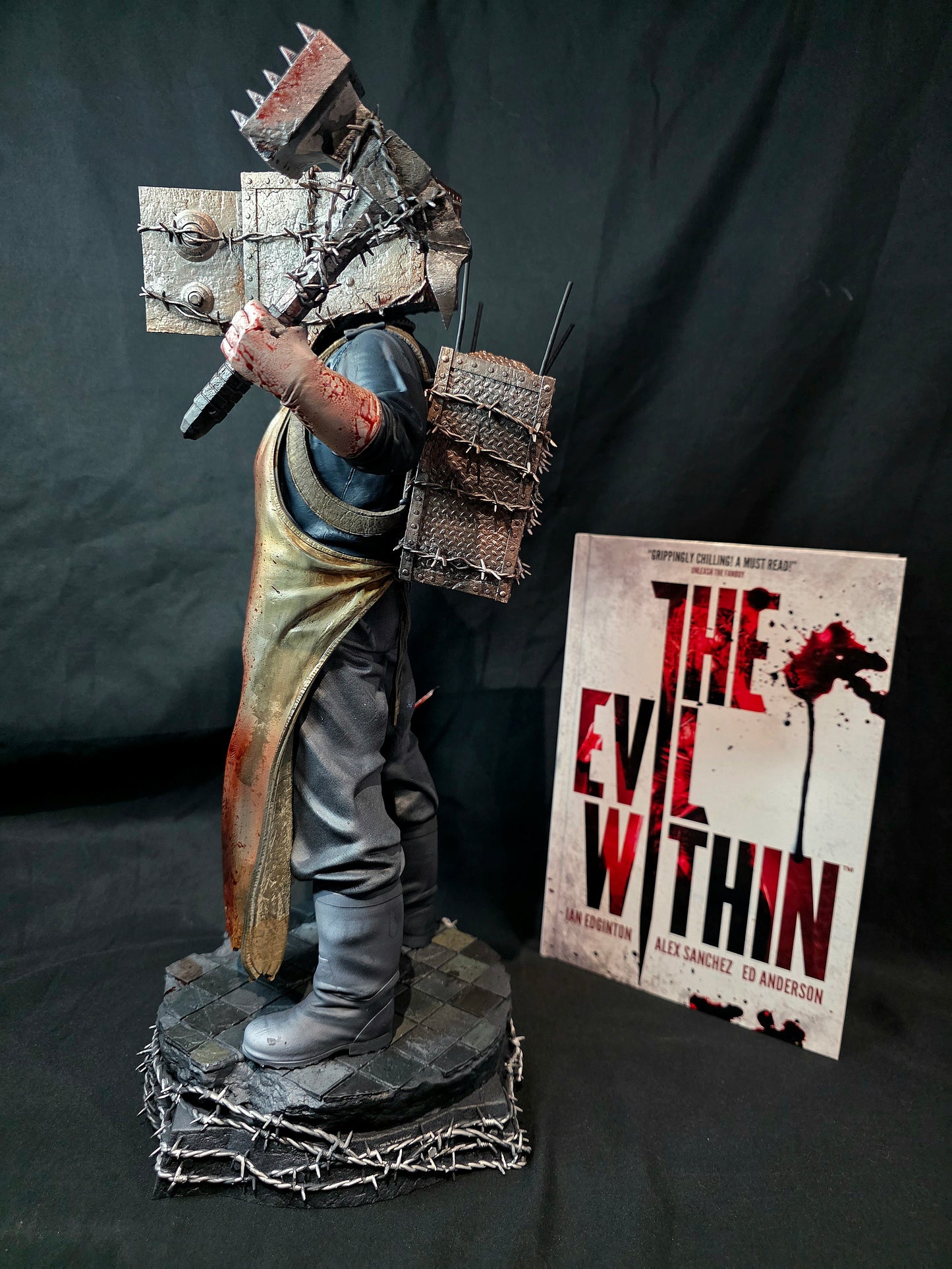 The Evil Within The Keeper 1/6 Statue