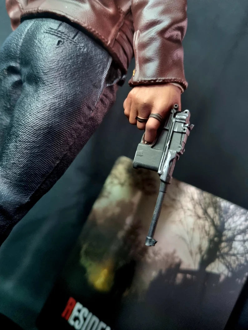 Resident Evil 4 Luis Sera 1/6 Figure