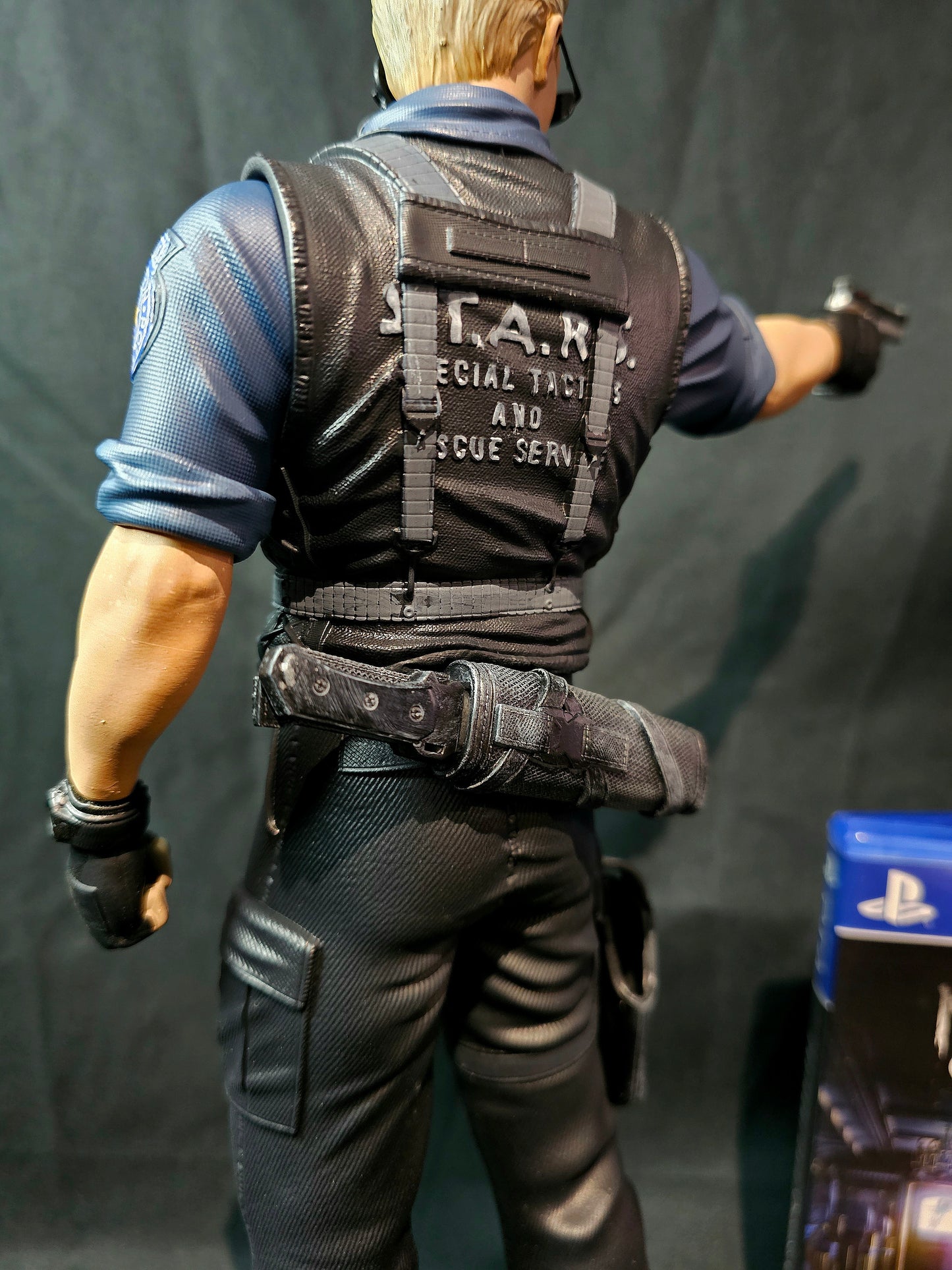 Resident Evil Albert Wesker 1/6 STARS figure