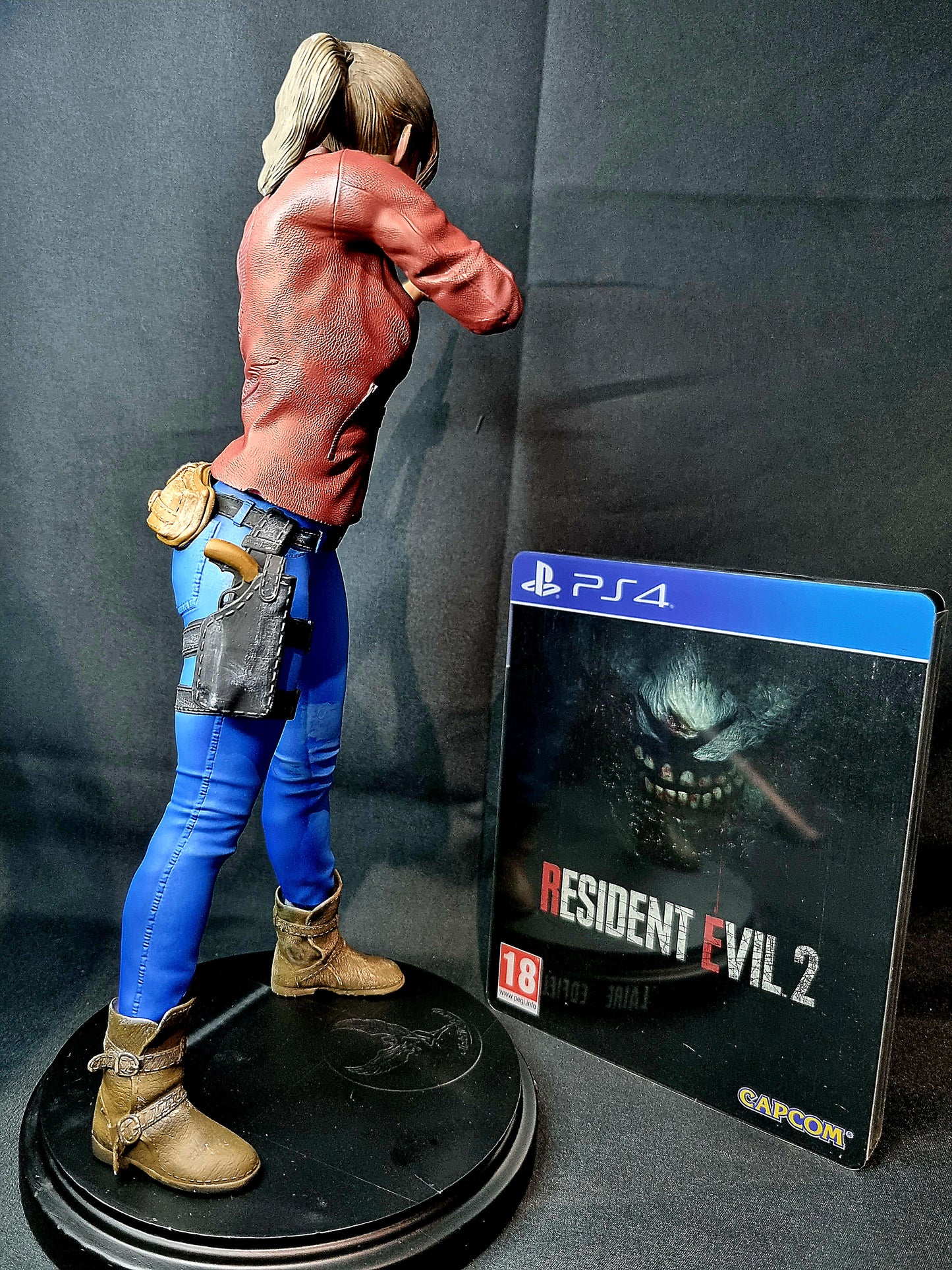 Claire Redfield Resident Evil 2 1/6 Figure w/ base