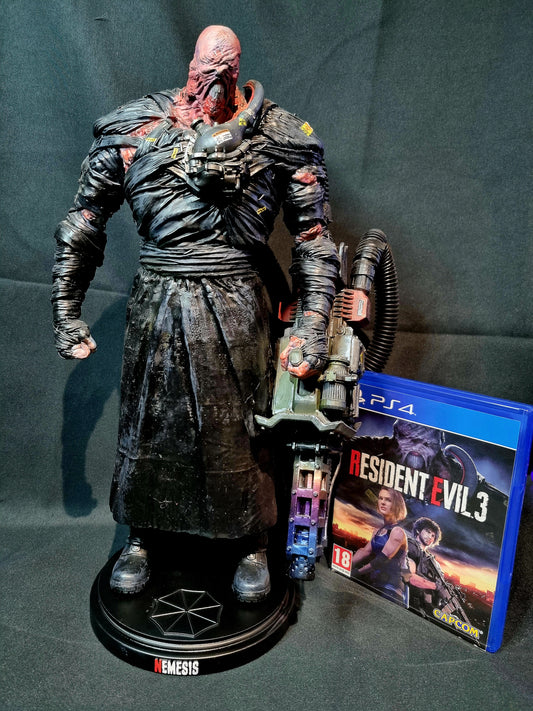 HUGE Resident Evil Nemesis 1/6 Figure Flammenwerfer Variant w/ base 15.5 INCHES TALL!