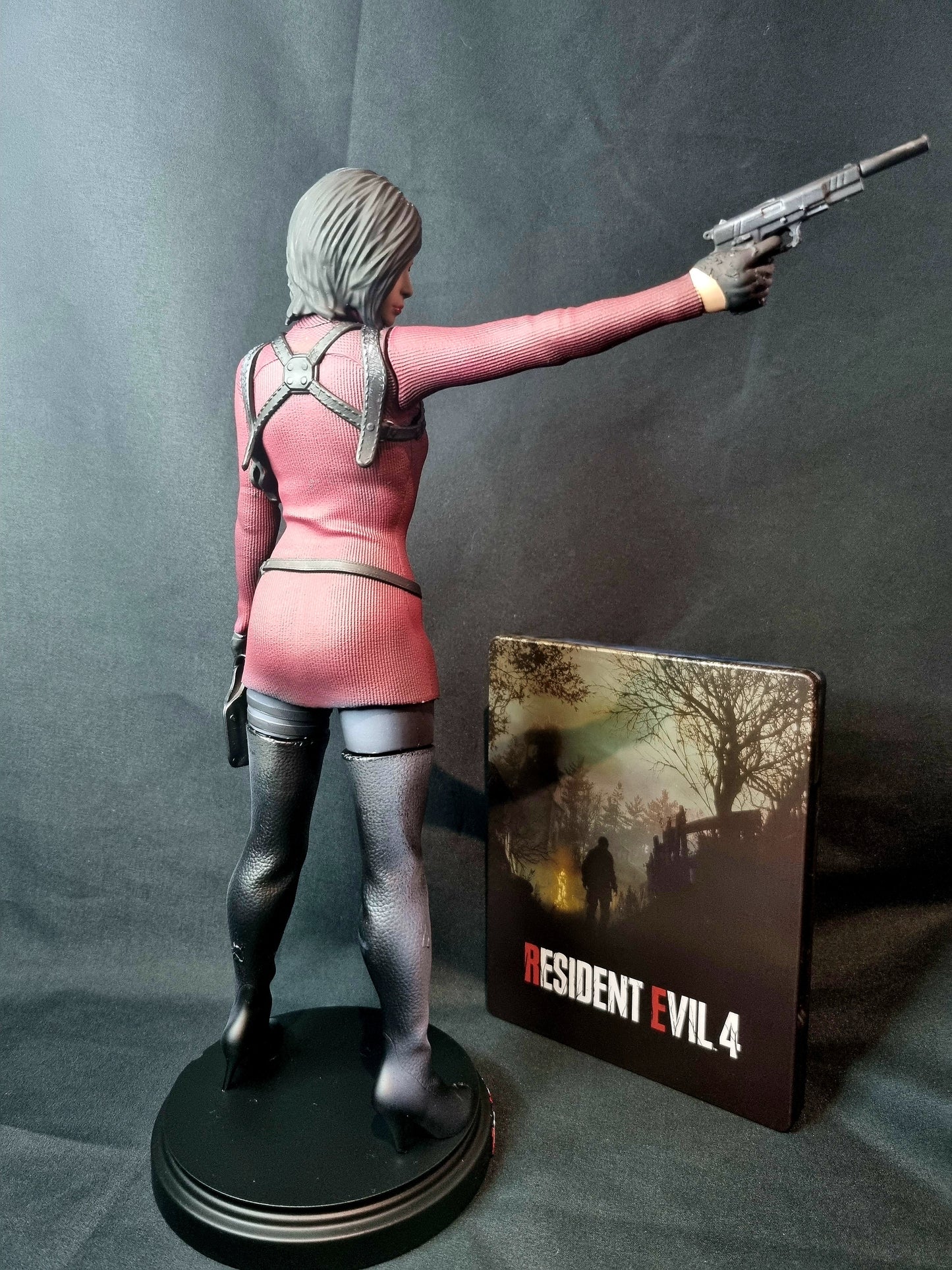 Resident Evil 4 Remake Ada Wong 1/6 figure w/ base