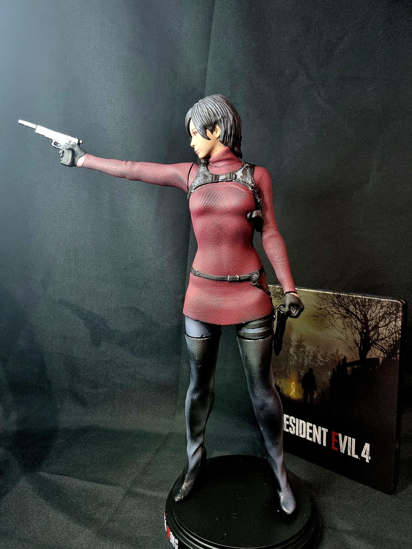 Resident Evil 4 Remake Ada Wong 1/6 figure w/ base