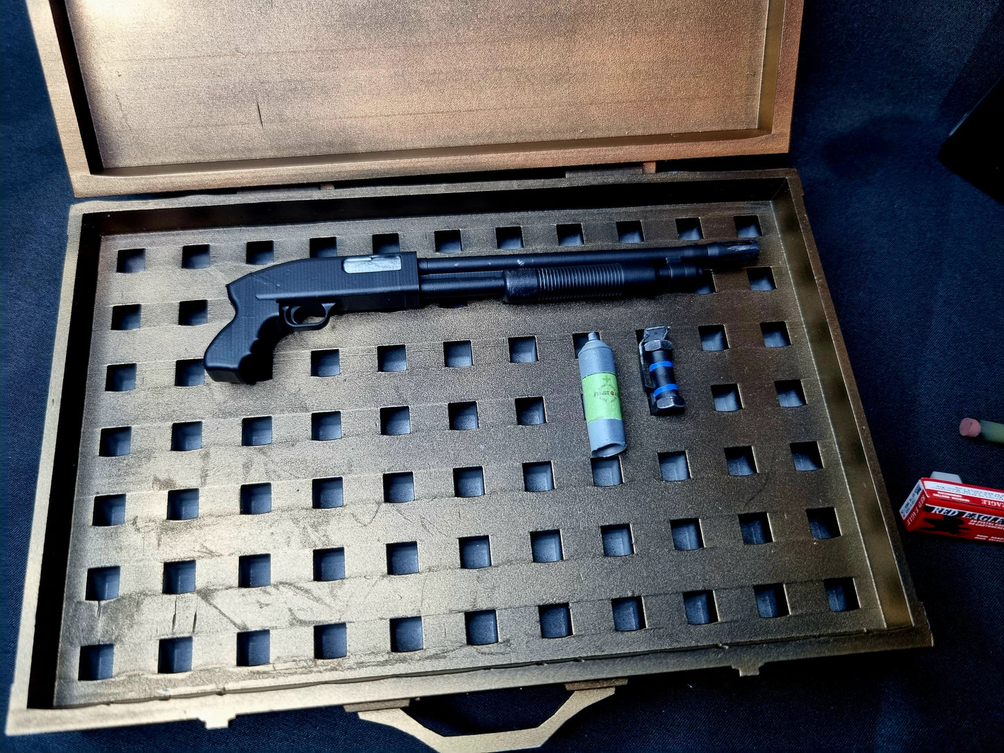 Resident Evil 4 Attaché Case and Accessories