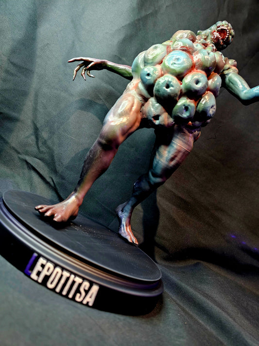 Resident Evil 6 1/6 Lepotitsa HUGE 15" Tall