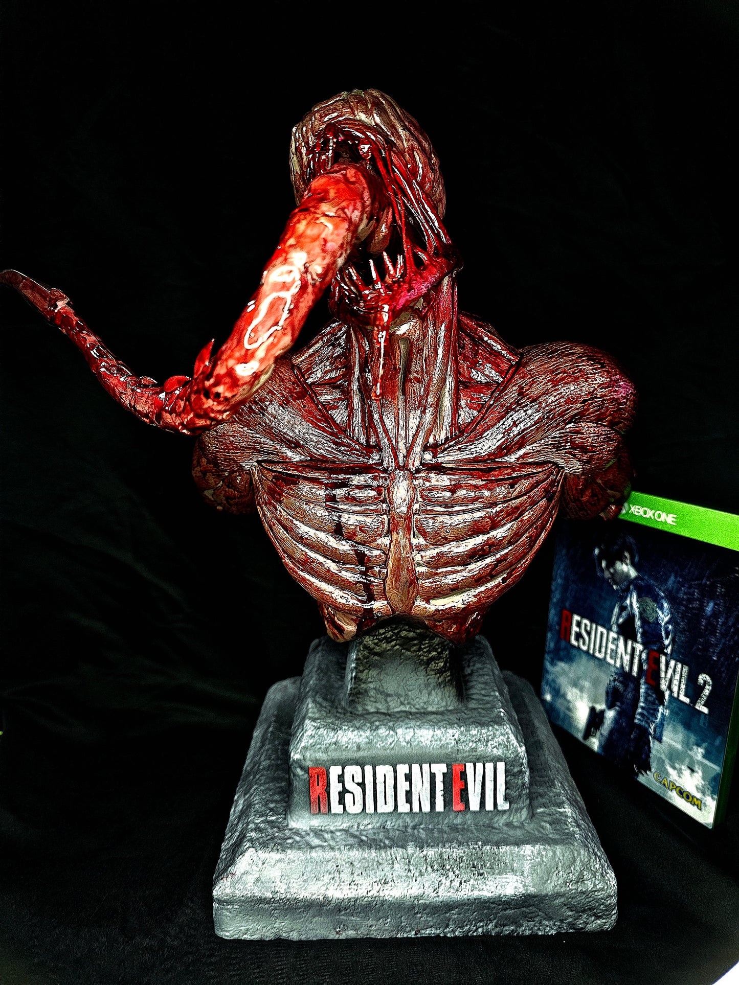 Resident Evil 2 HUGE Scale Licker Bust