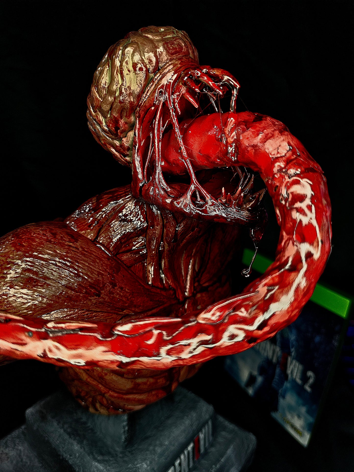 Resident Evil 2 HUGE Scale Licker Bust