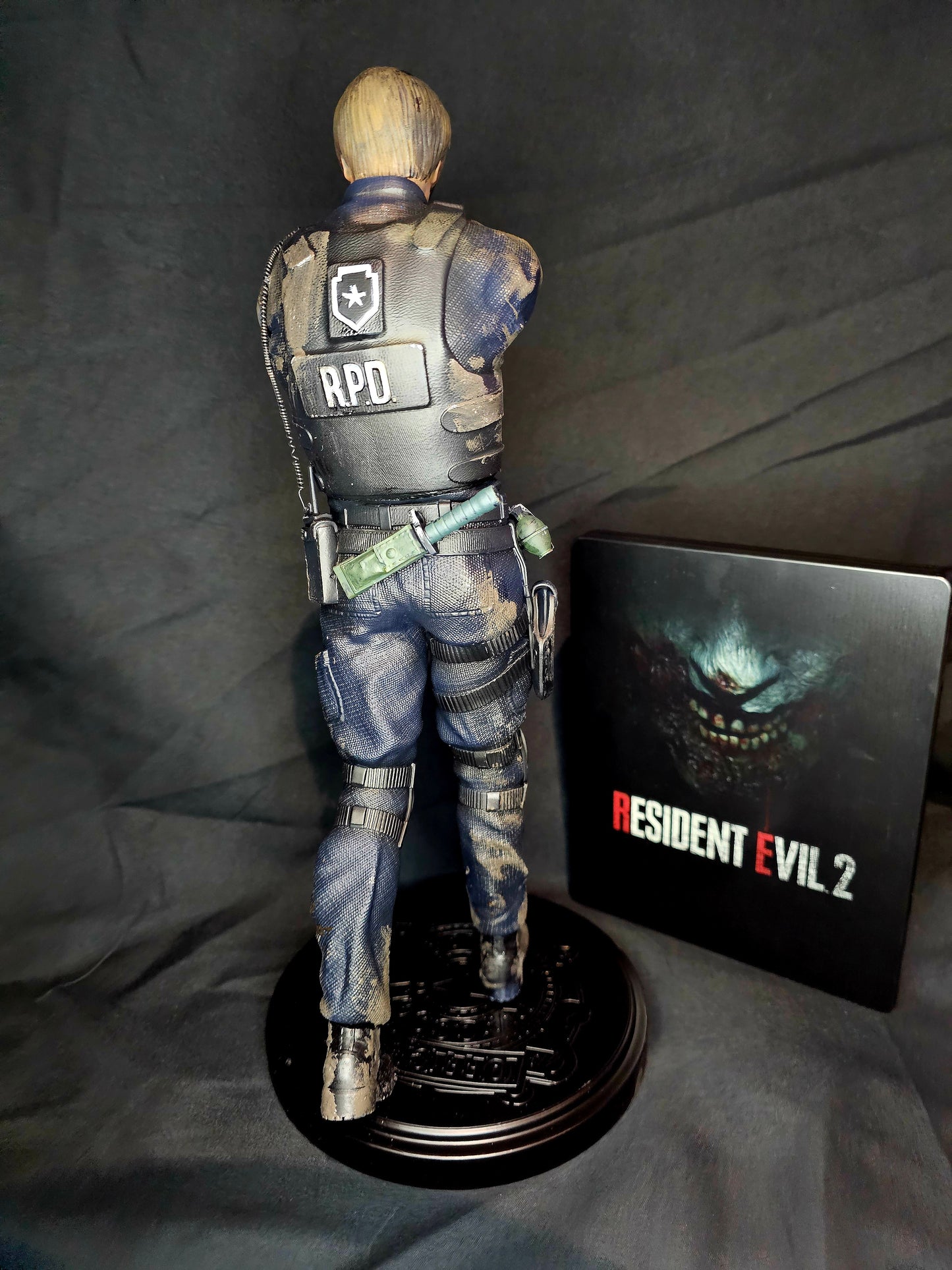 Resident Evil 2 RPD Leon Kennedy 1/6