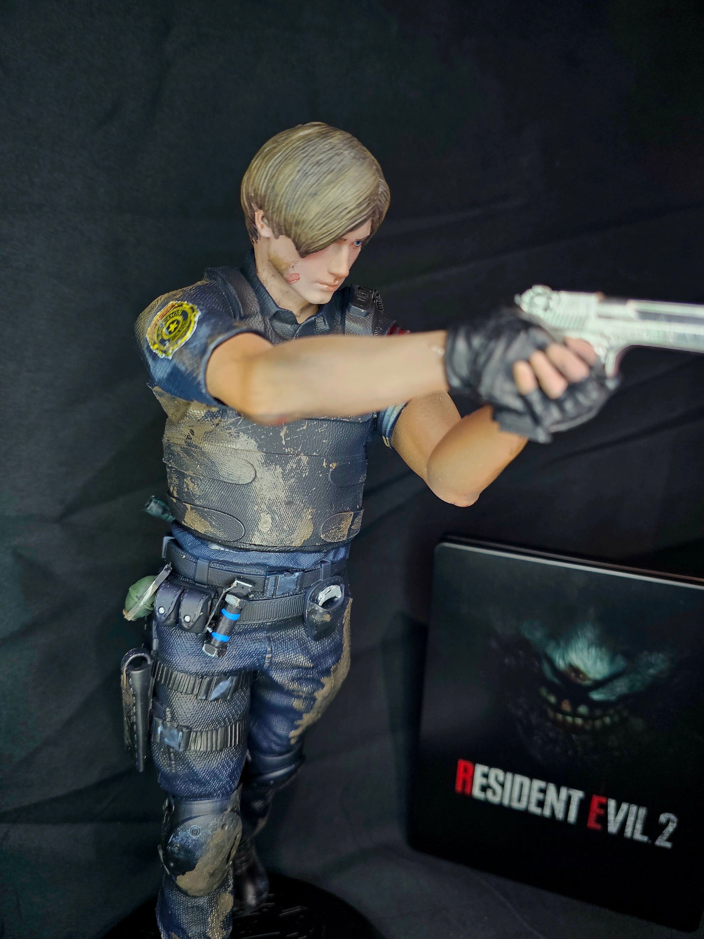 Resident Evil 2 RPD Leon Kennedy 1/6