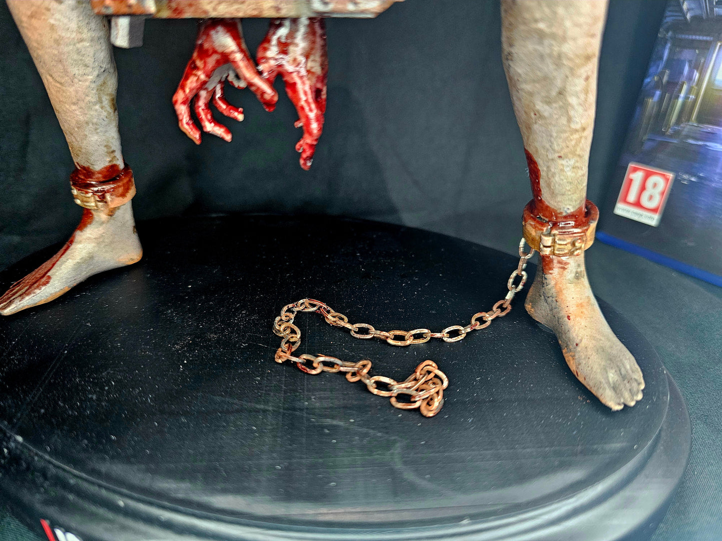 Resident Evil Lisa Trevor 1/6 Statue