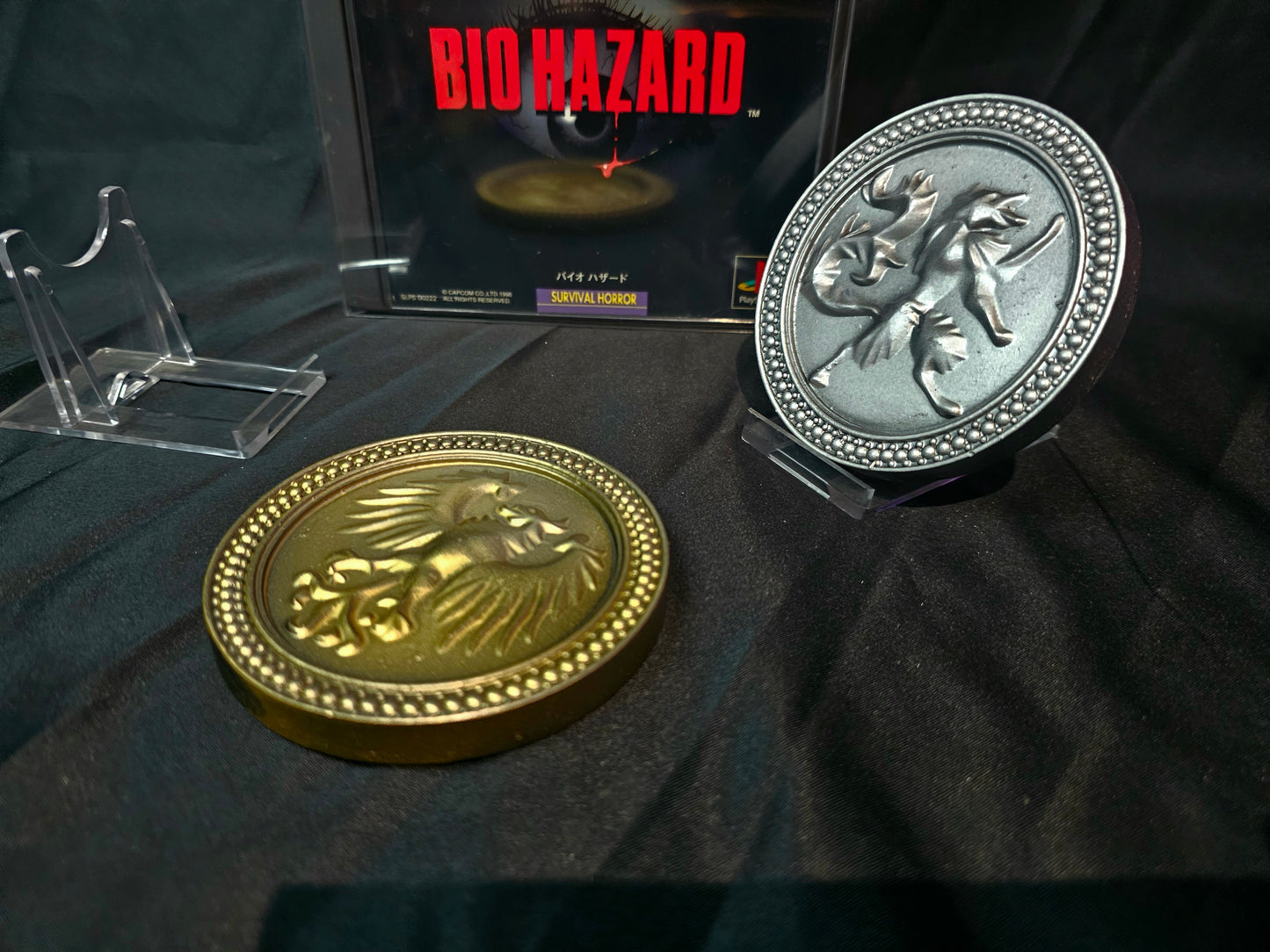 Resident Evil Wolf and Eagle Medals 1:1 replica prop