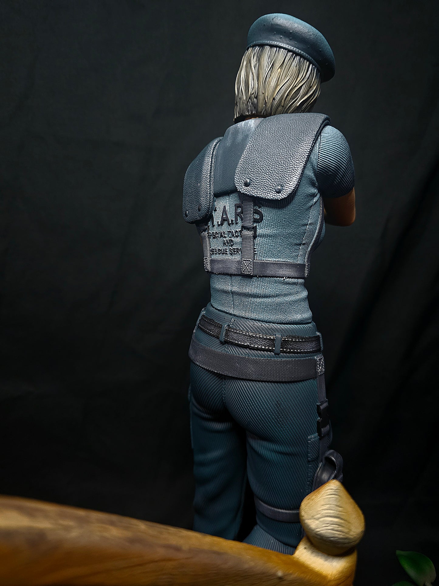 HUGE 1/4 Resident Evil Jill Valentine Premium Statue