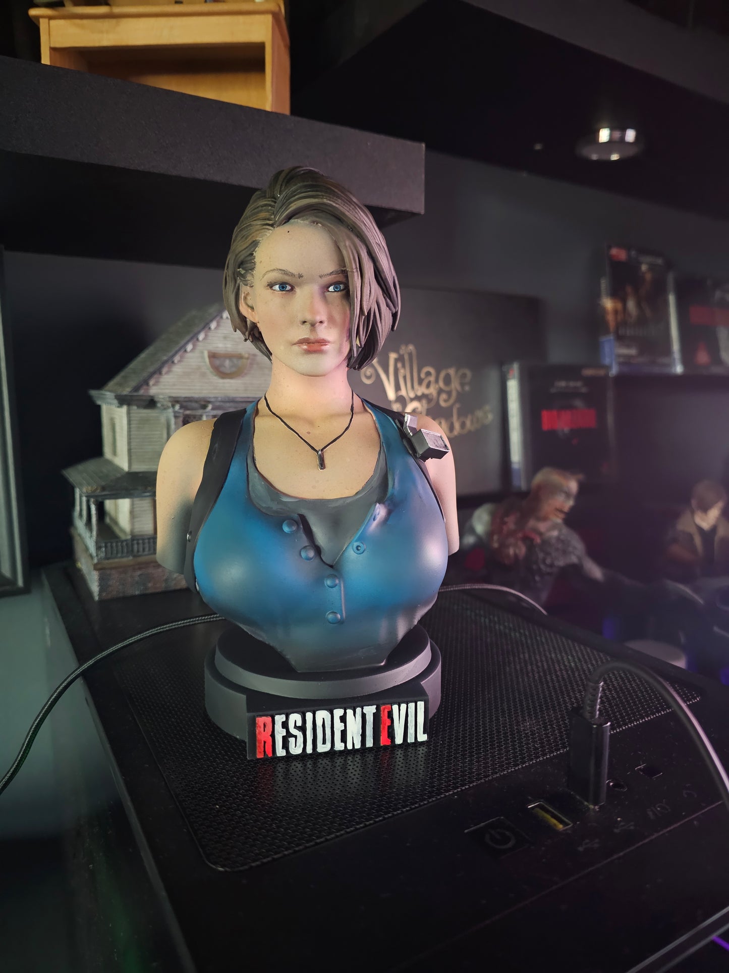 Jill Valentine Resident Evil Bust 200mm