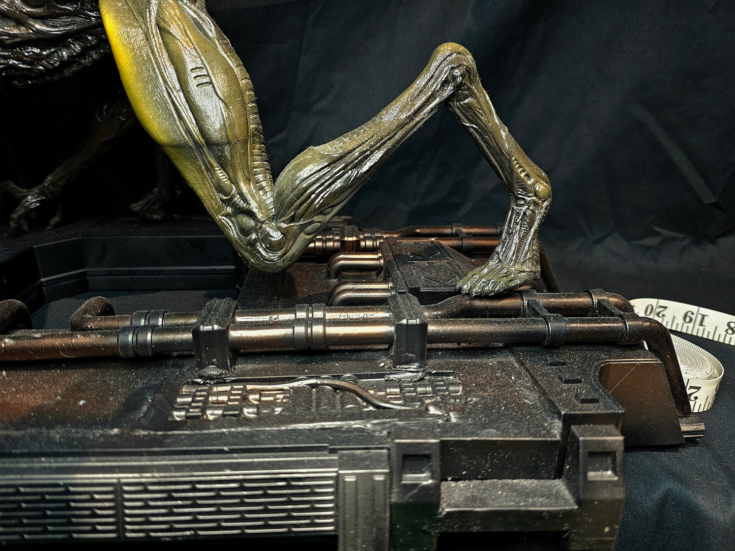 Alien 3 Dog (Runner) Alien 1/4 Statue limited to 250 Pcs
