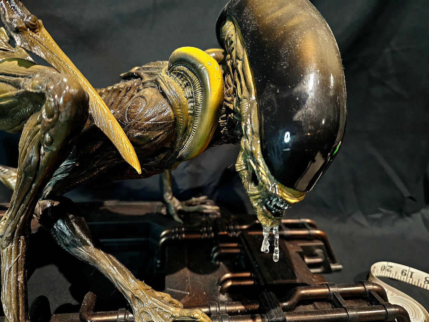 Alien 3 Dog (Runner) Alien 1/4 Statue limited to 250 Pcs