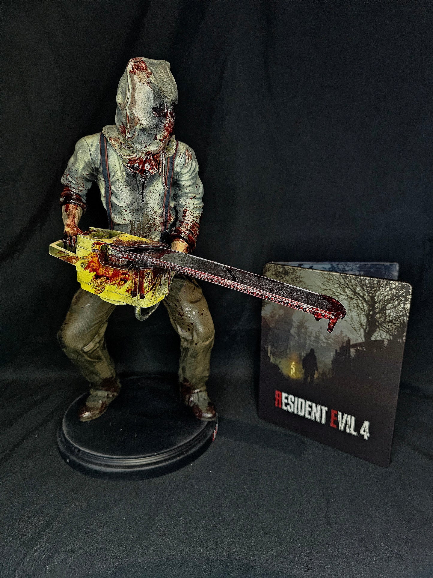 Resident Evil 4 Remake Dr Salvador 1/6 Statue w/ Base
