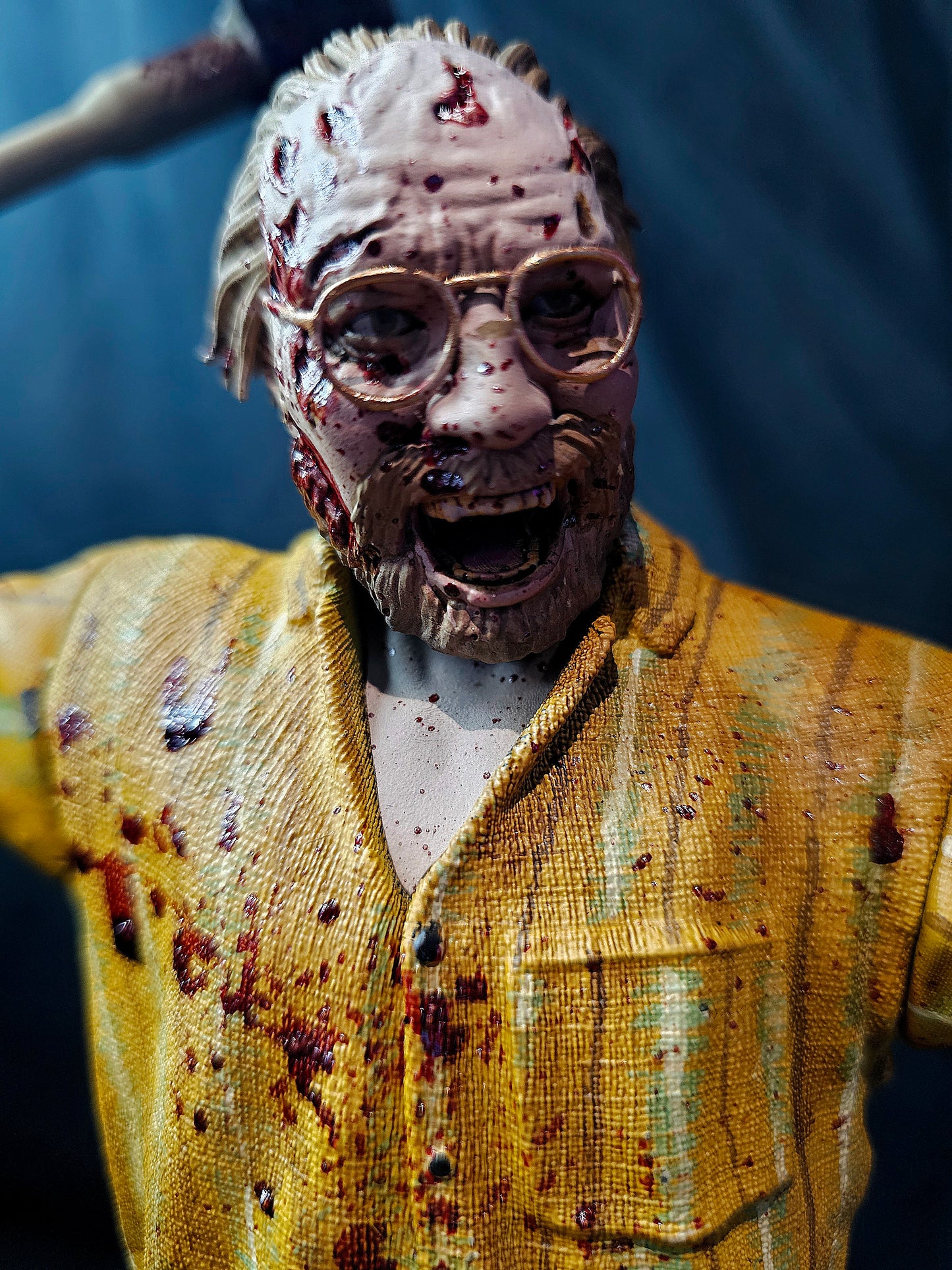 1/6 Resident Evil 7 Jack Baker premium statue with Interchangeable heads and arms