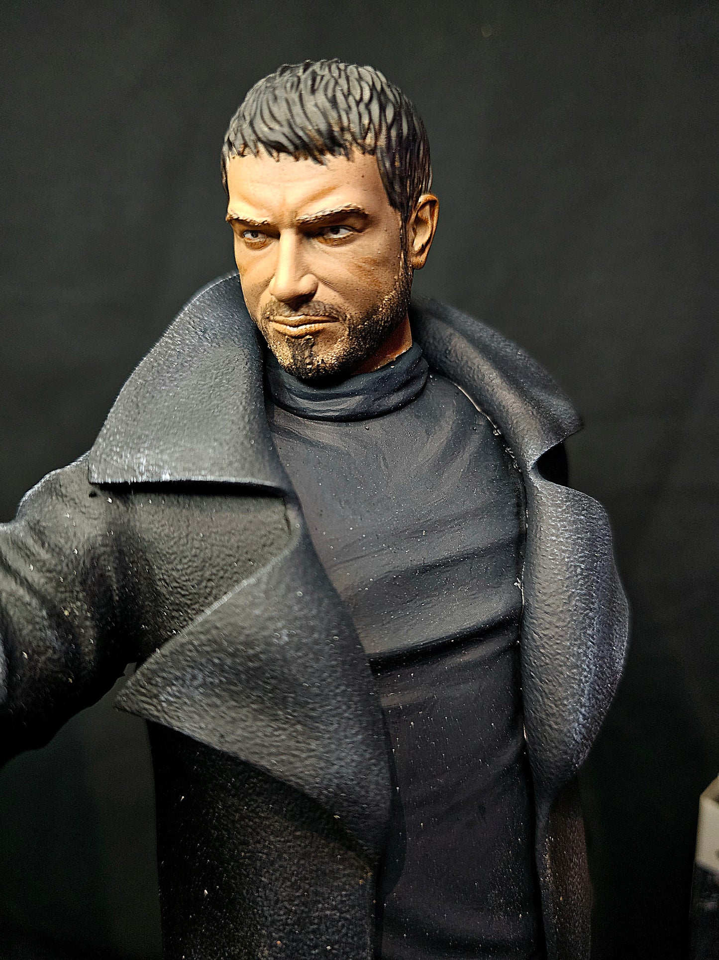 Resident Evil Village Chris Redfield 1/6 Statue