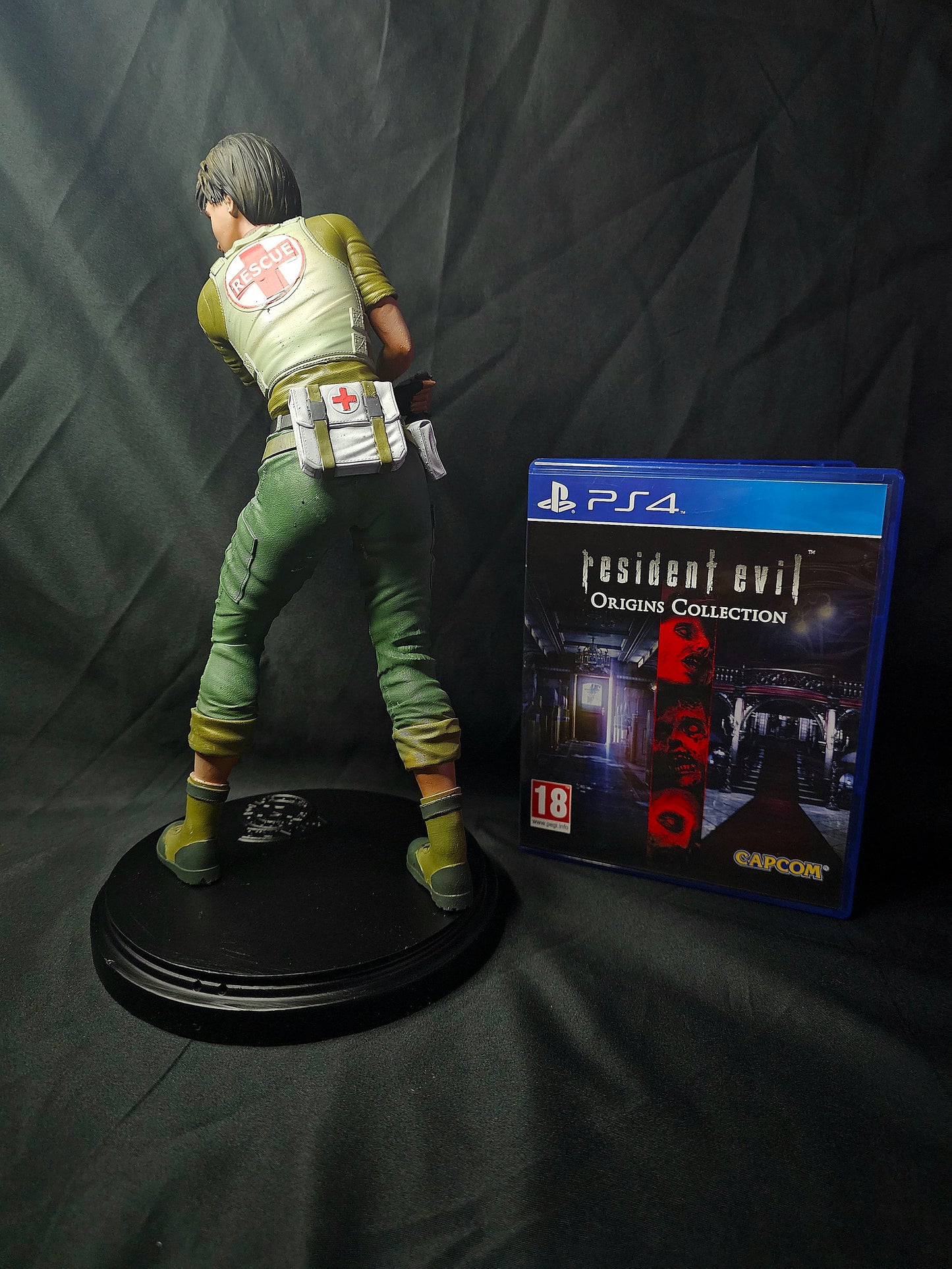 1/6 Resident Evil STARS Rebecca Chambers figure w/ base
