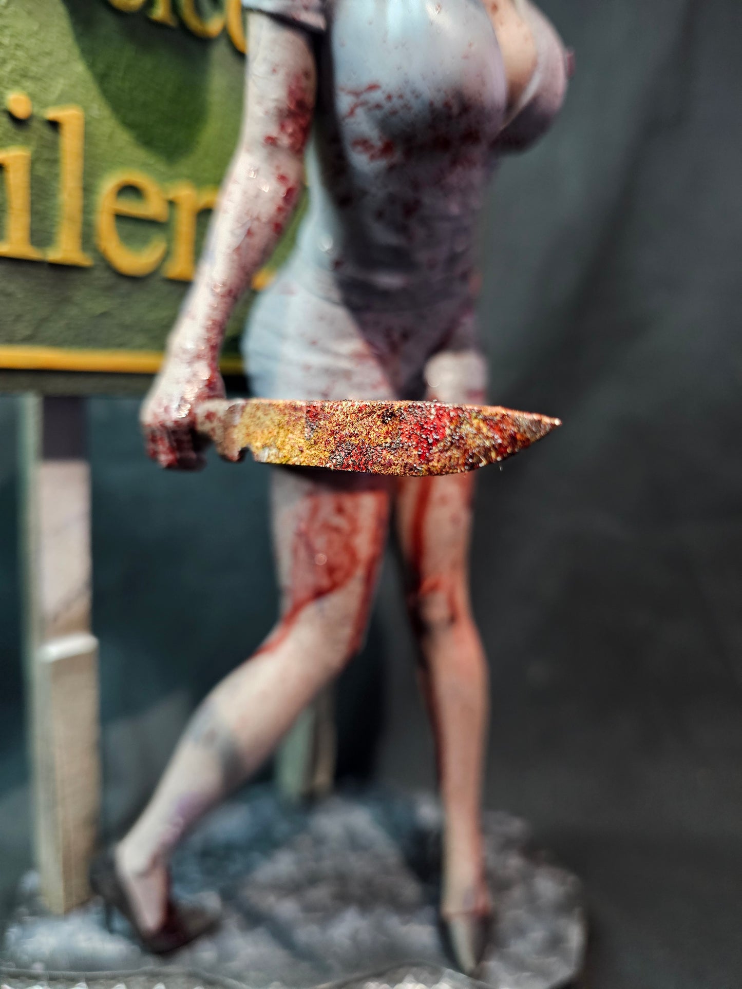 1/6 Silent Hill Nurse & Display Base