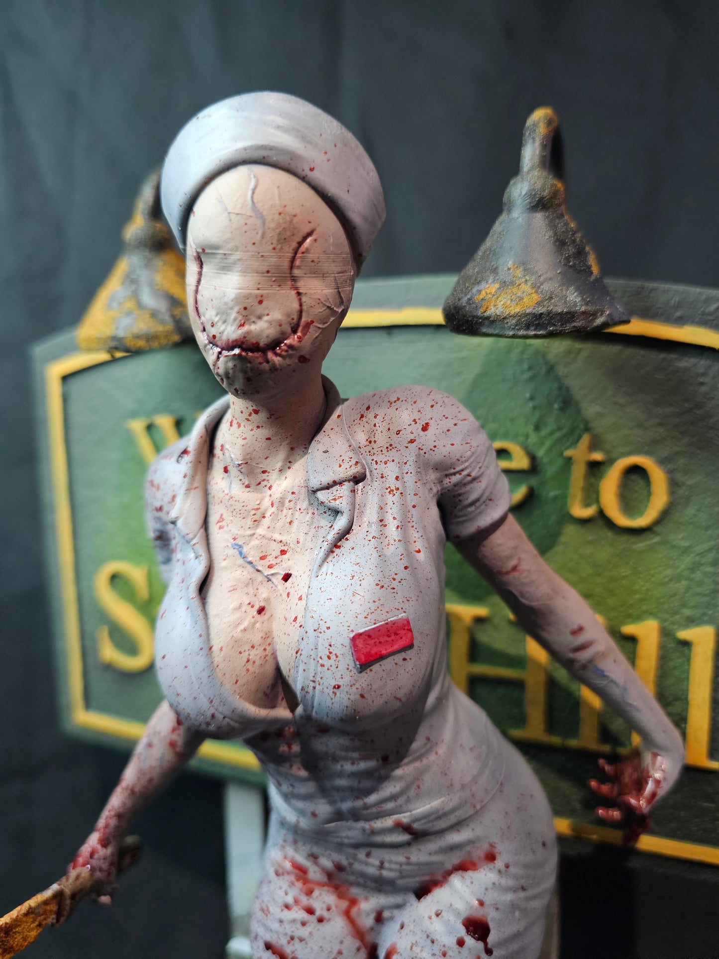 1/6 Silent Hill Nurse & Display Base