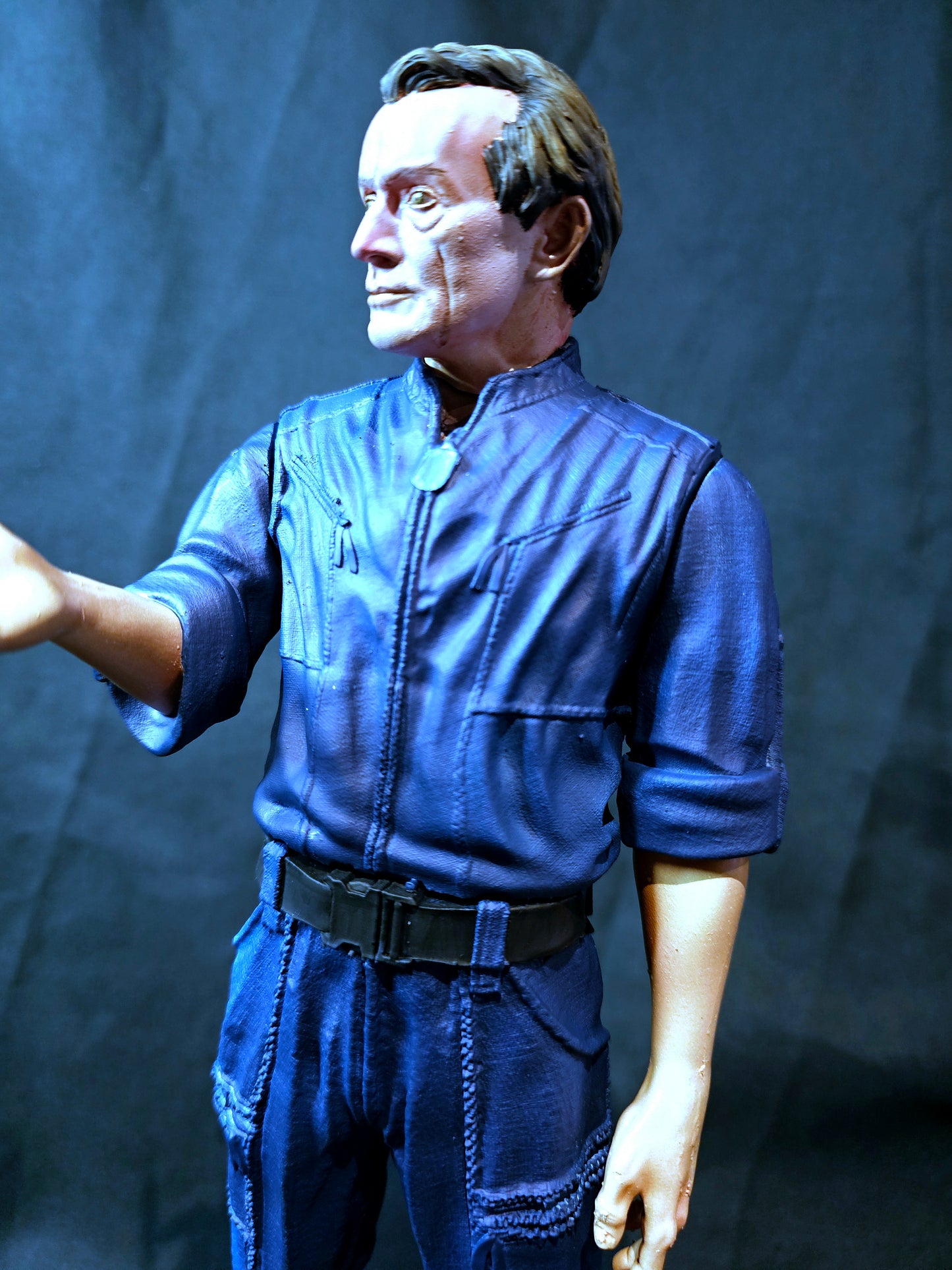 Aliens 1/6 Bishop Statue