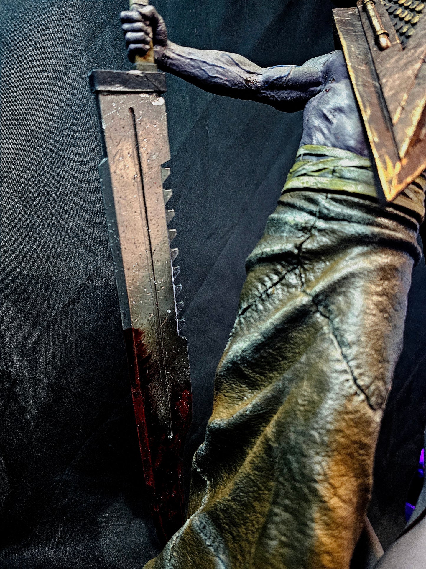 1/6 Silent Hill Pyramid Head and Nurse statue